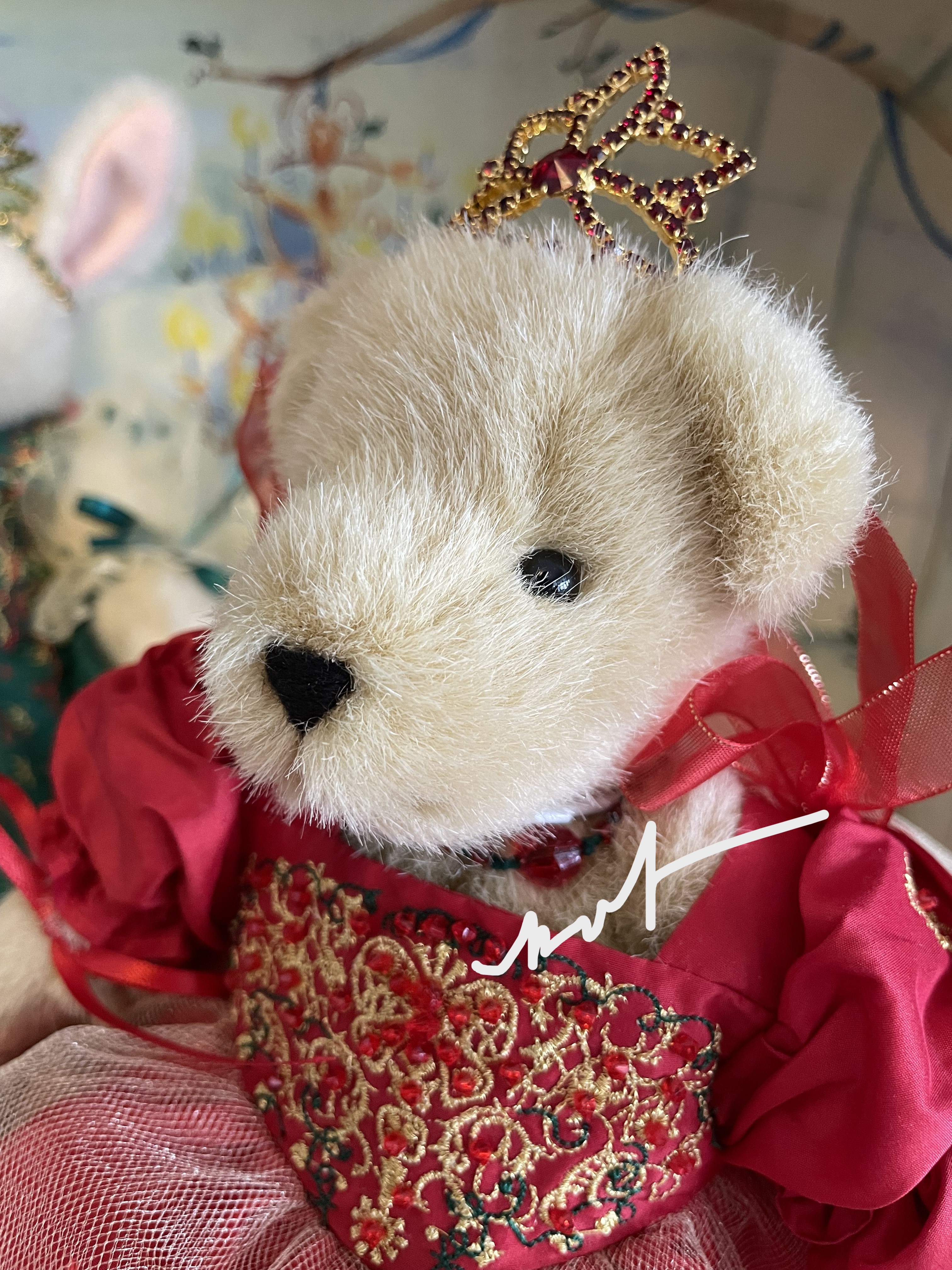 YULE JEWEL BALL: Rubies and Emeralds MUFFY & HOPPY SET