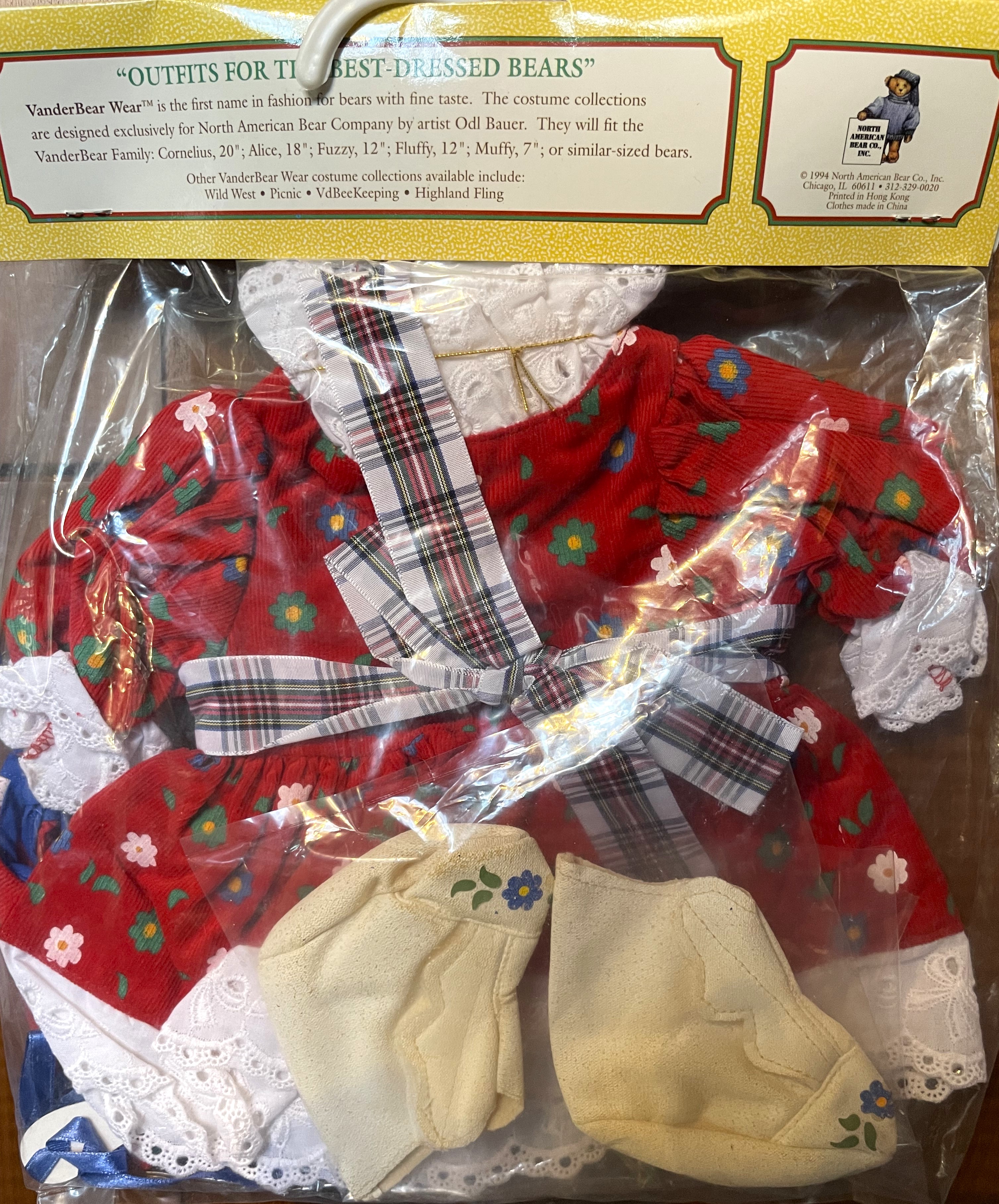 (The) North Pole Collection: Santa's Workshop FLUFFY "Doll" Outfit