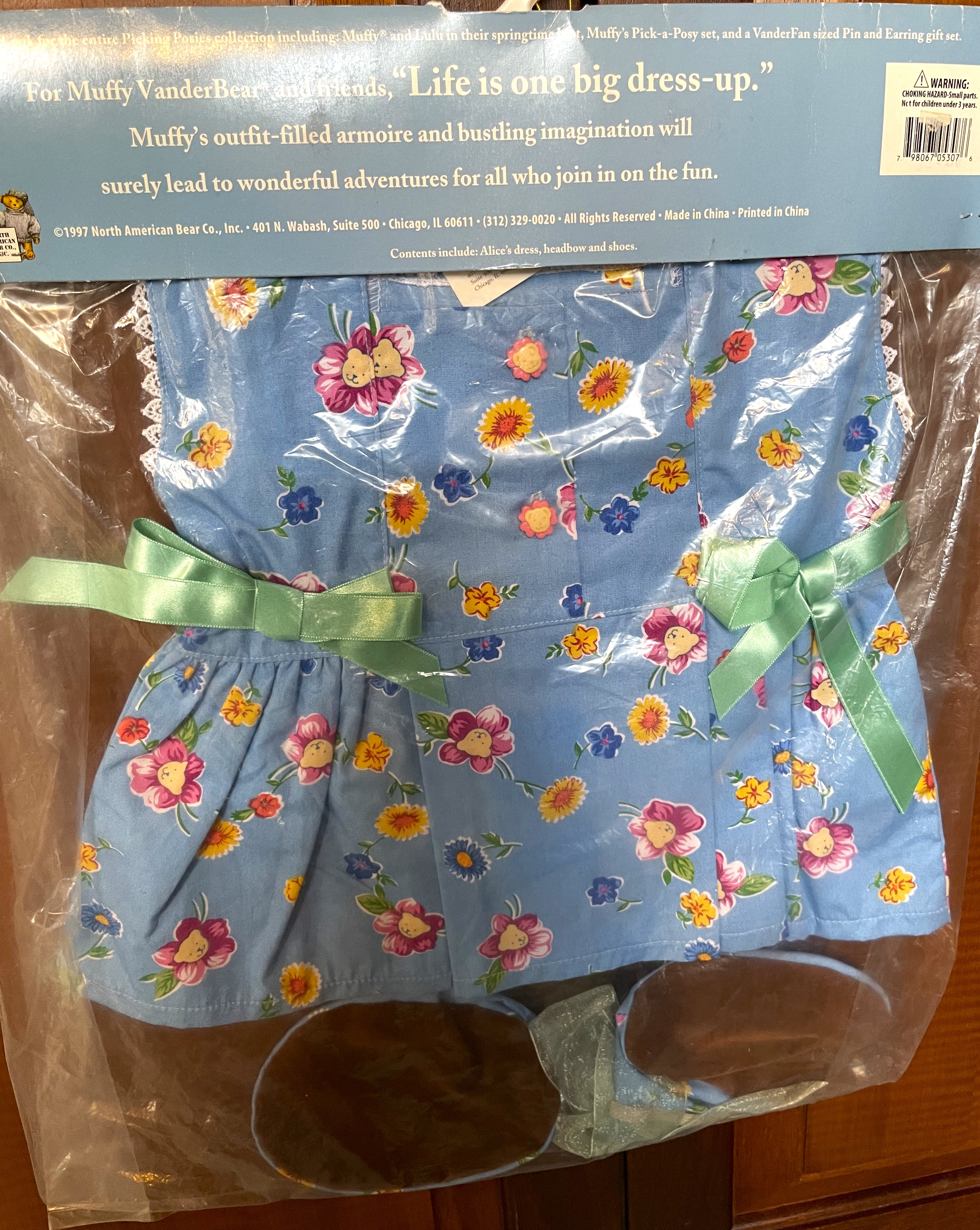 Picking Posies, Mum's the Word - ALICE VanderBear Outfit