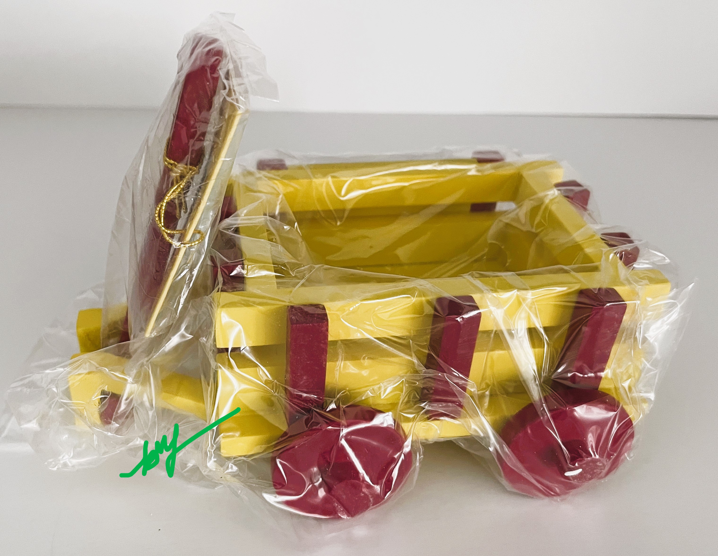 (A) Bushel of Fun: Apple Antics - Muffy's APPLE CART