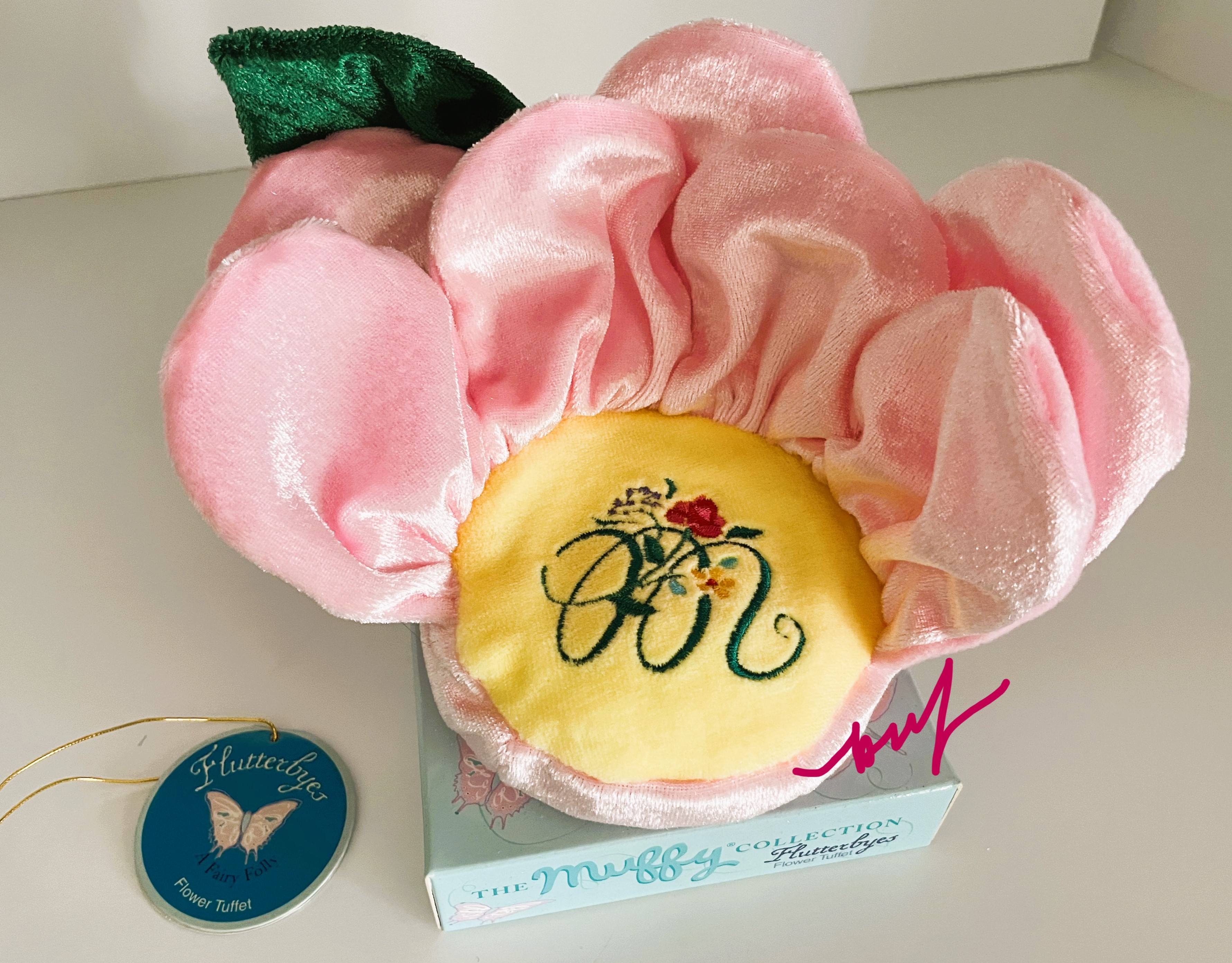 Flutterbyes: A Fairy Folly - FLOWER TUFFET