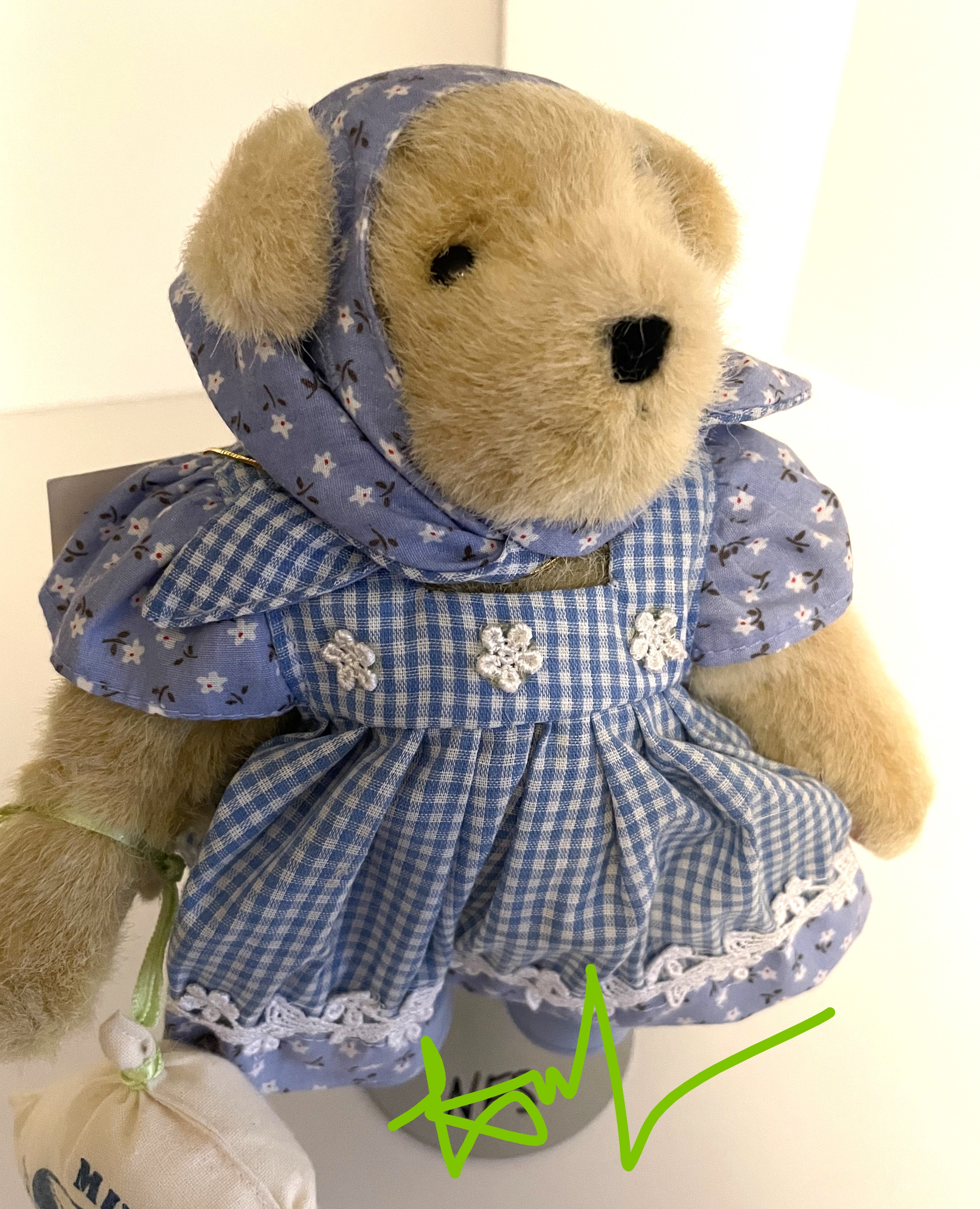 Down on the Farm Factory-dressed MUFFY Bear