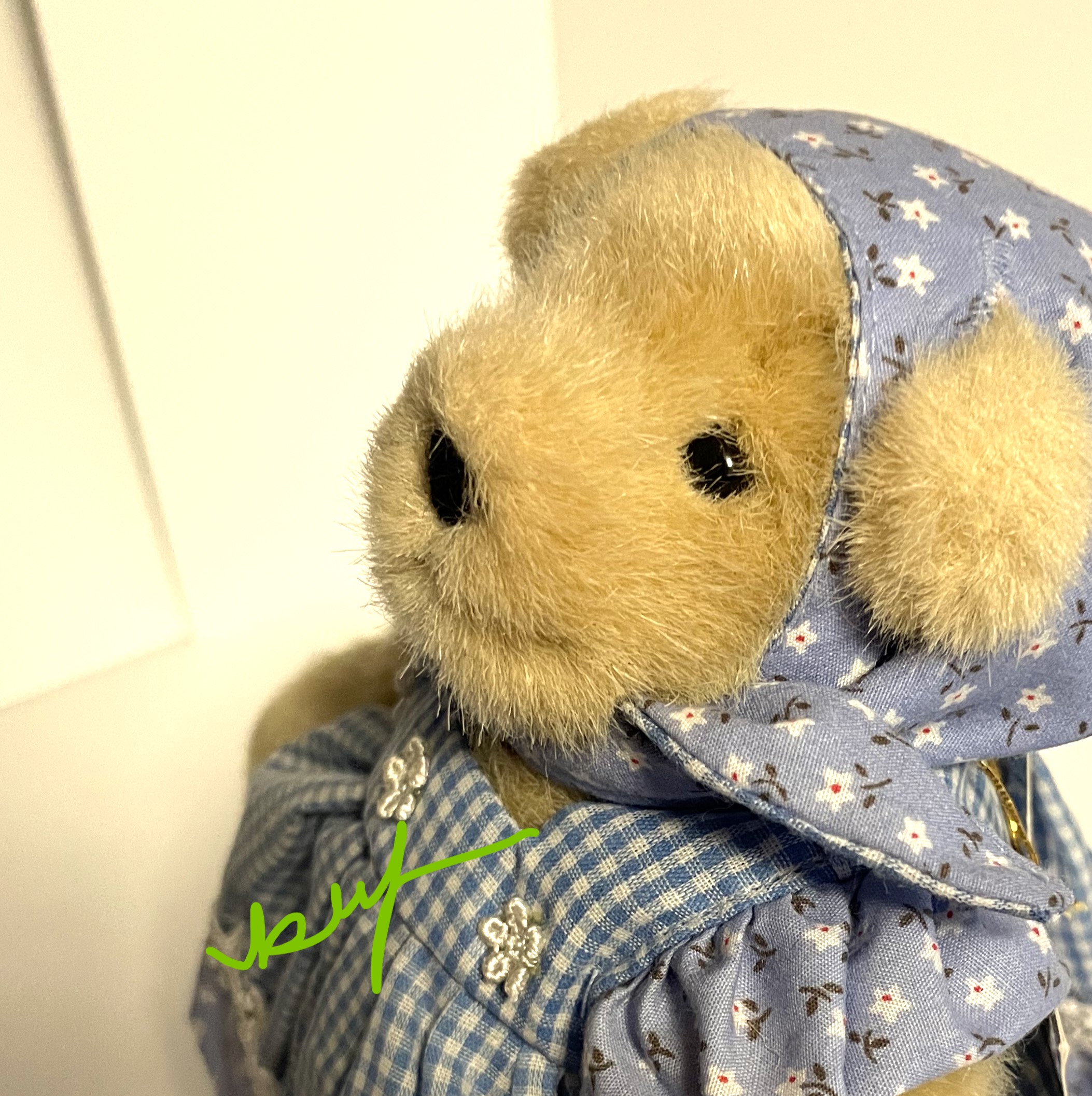 Down on the Farm Factory-dressed MUFFY Bear