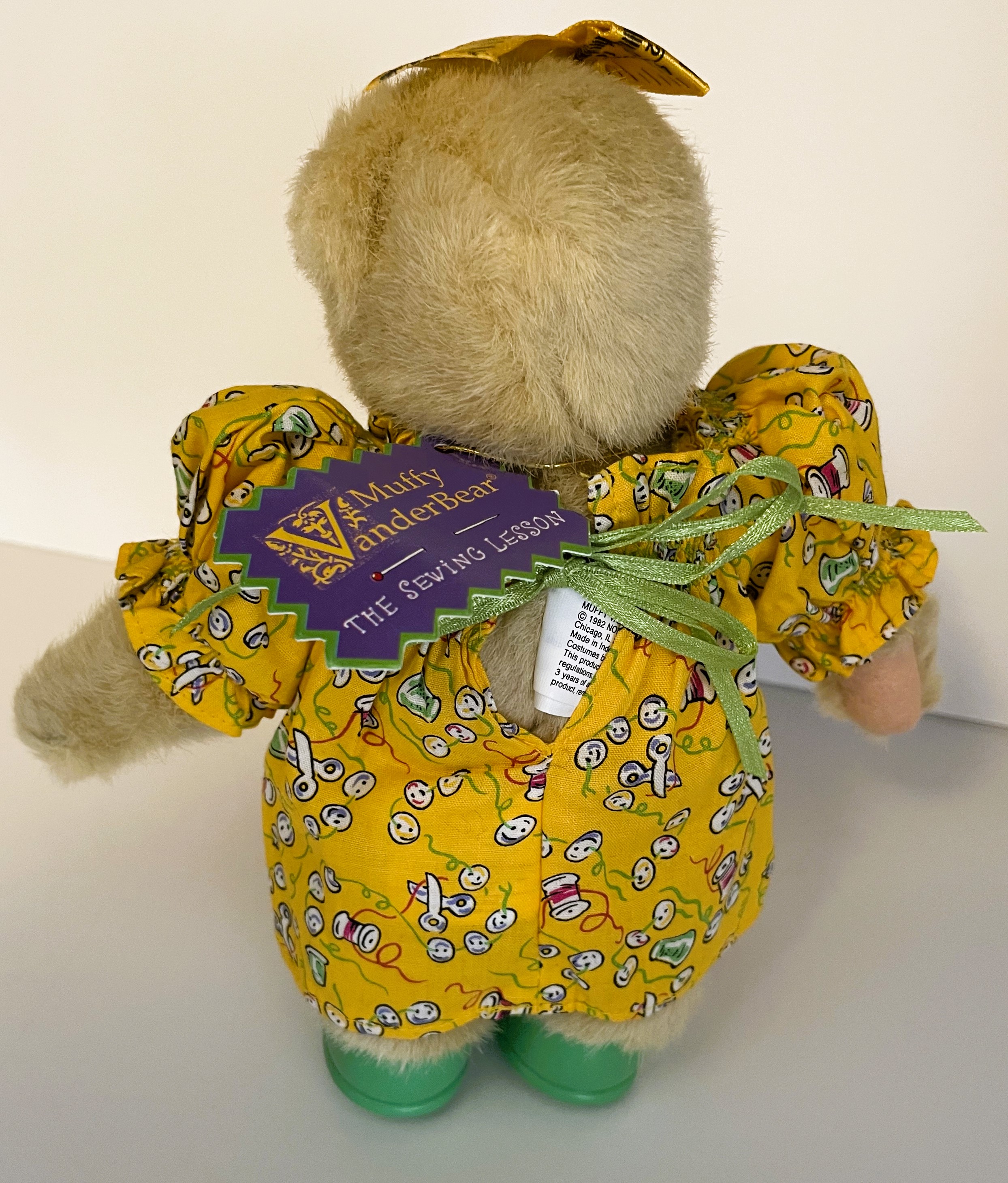 Sewing Lesson Collection - Factory-dressed MUFFY VanderBear