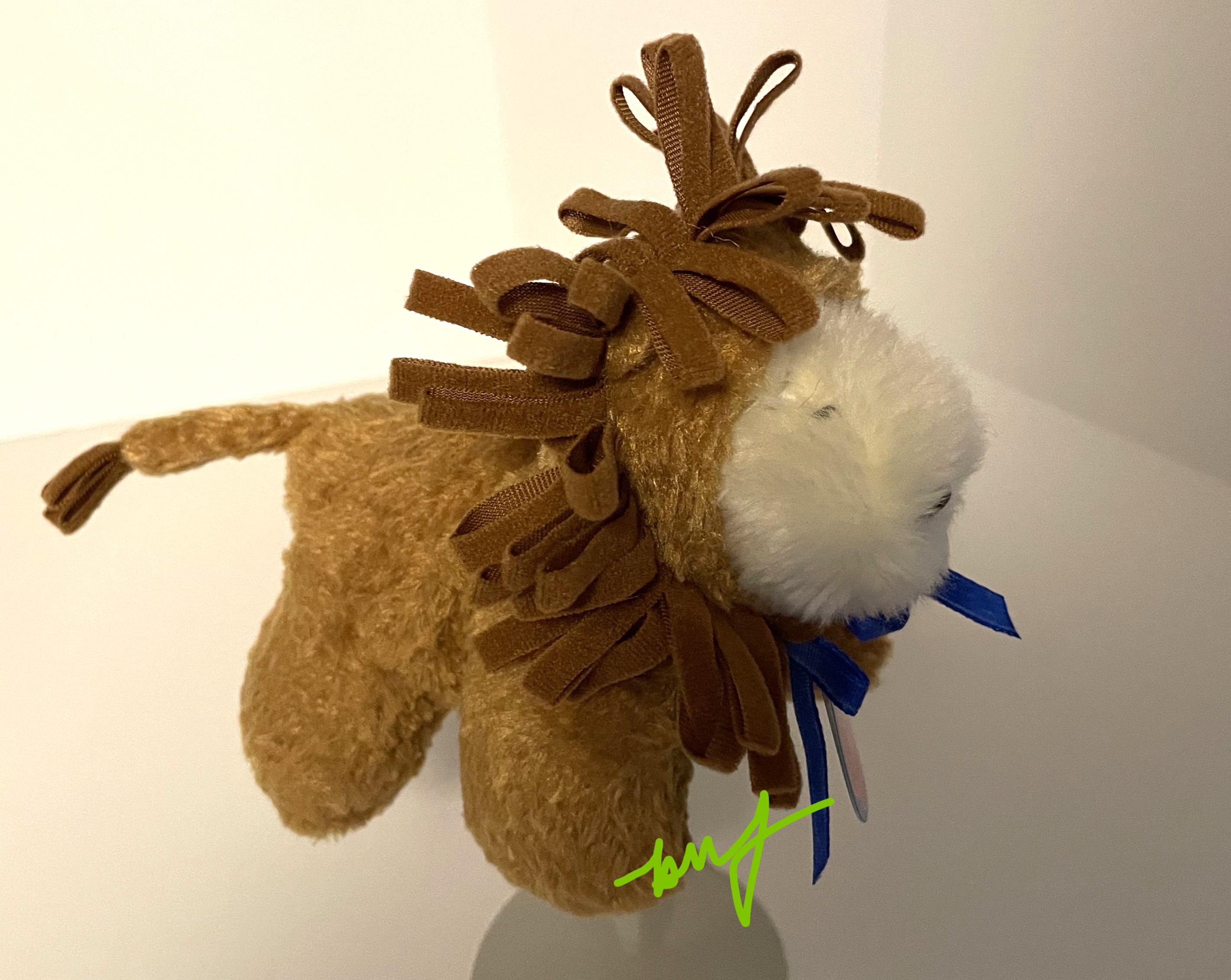 (The) Looney Circus: Cirque de la Lune Factory-dressed LULU MacFluff