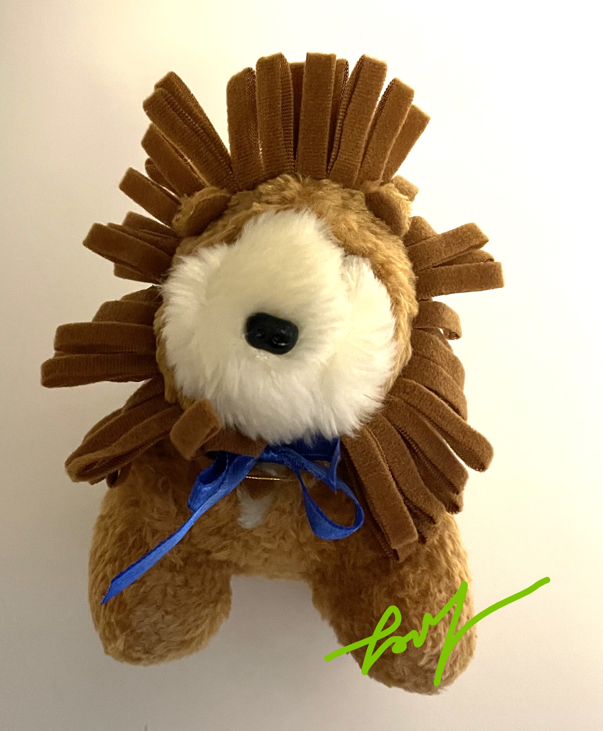 (The) Looney Circus: Cirque de la Lune Factory-dressed LULU MacFluff