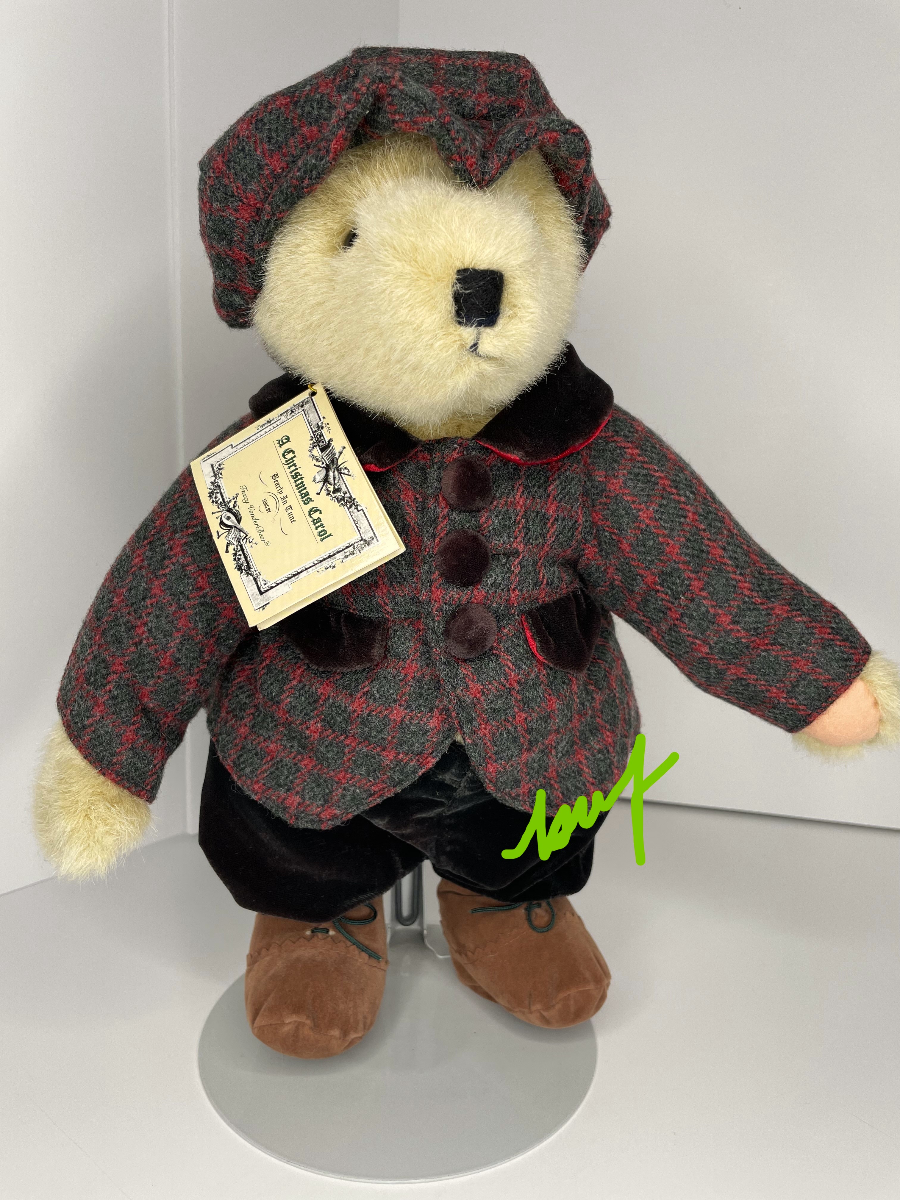 (A) Christmas Carol: Bearly In Tune - Factory-dressed FUZZY VanderBear