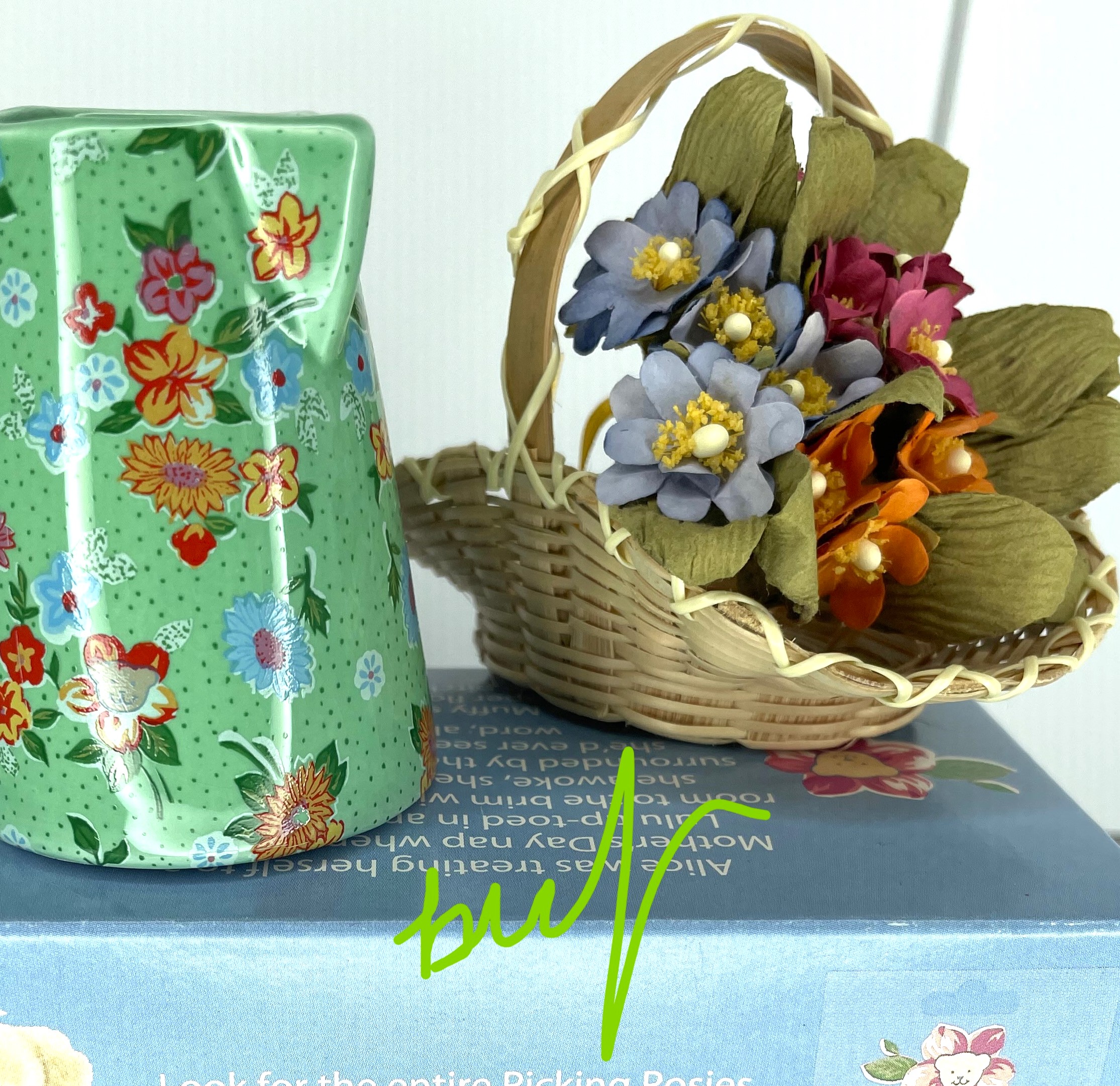 Picking Posies, Mum's the Word - Muffy's PICK-A-POSY Set: Vase, Flowers & Basket
