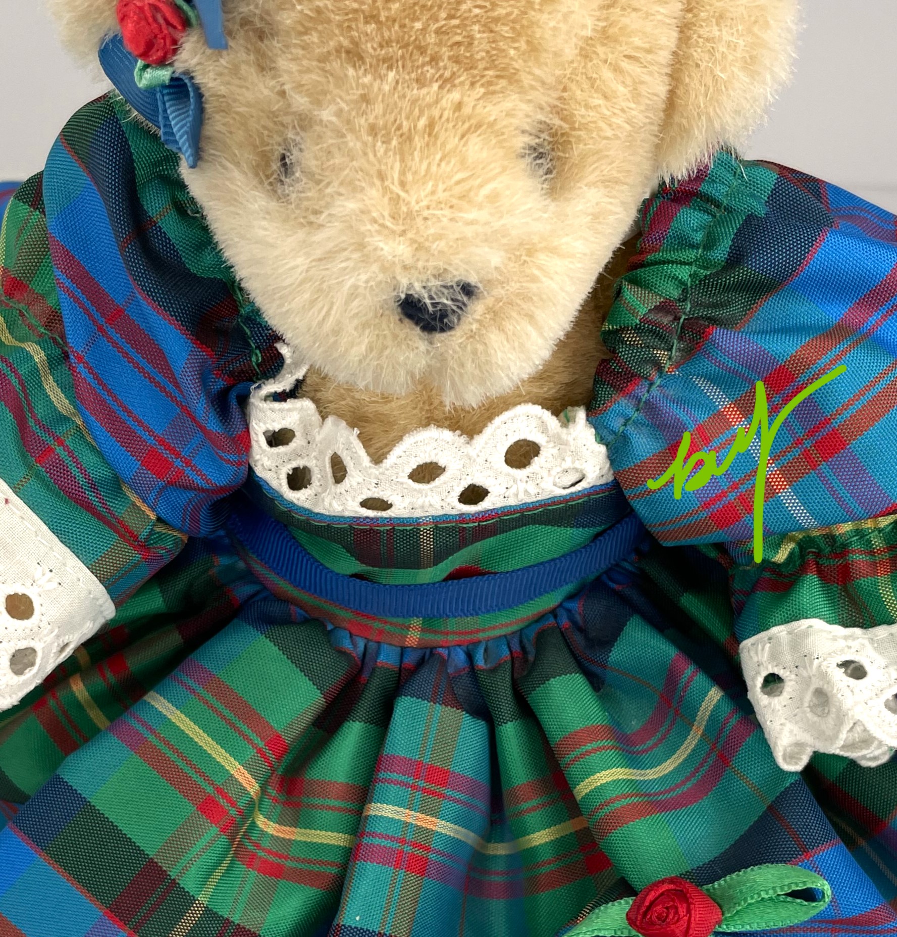 Taffeta: The Holiday Collection - Factory-dressed MUFFY VanderBear