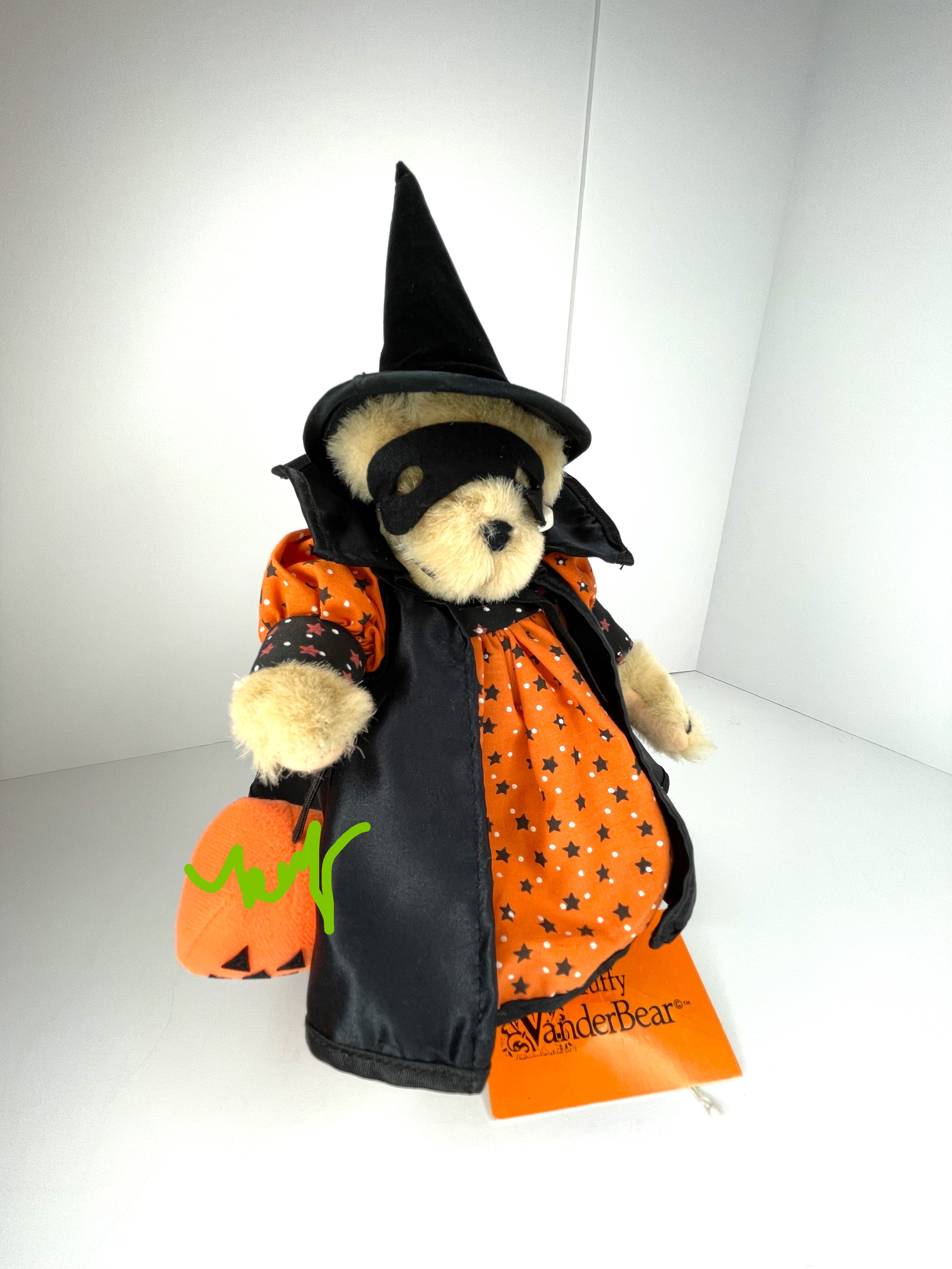 Muffy WITCH I - Factory-dressed MUFFY Bear