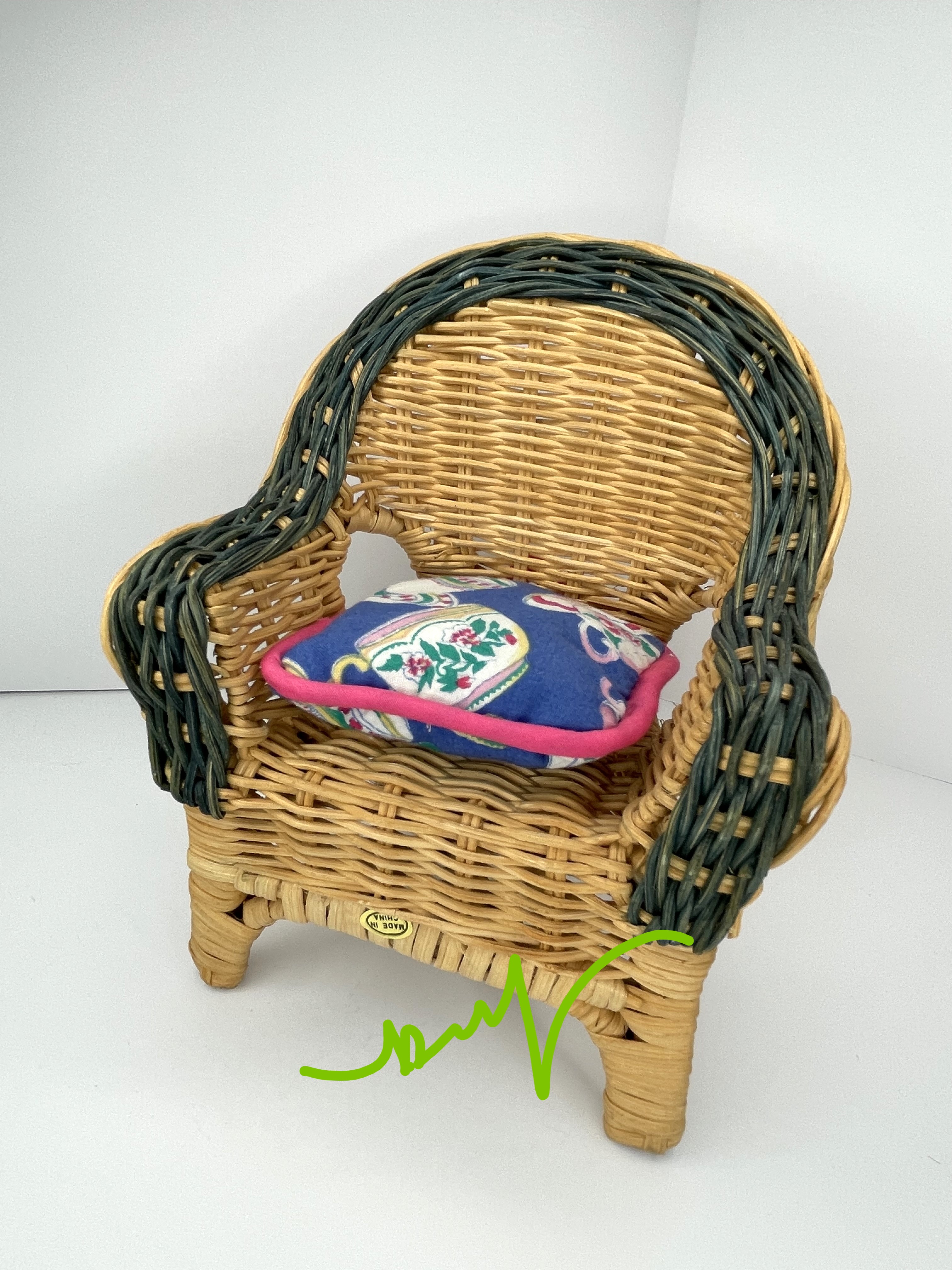 Mommy & Me: The Tea Cup Collection Muffy's TEATIME CHAIR (wicker/rattan)