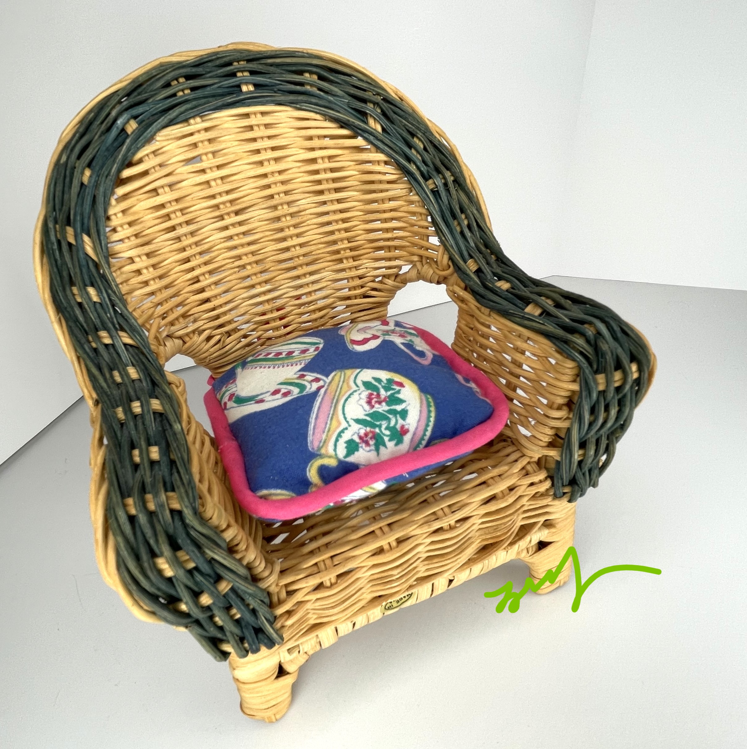 Mommy & Me: The Tea Cup Collection Muffy's TEATIME CHAIR (wicker/rattan)