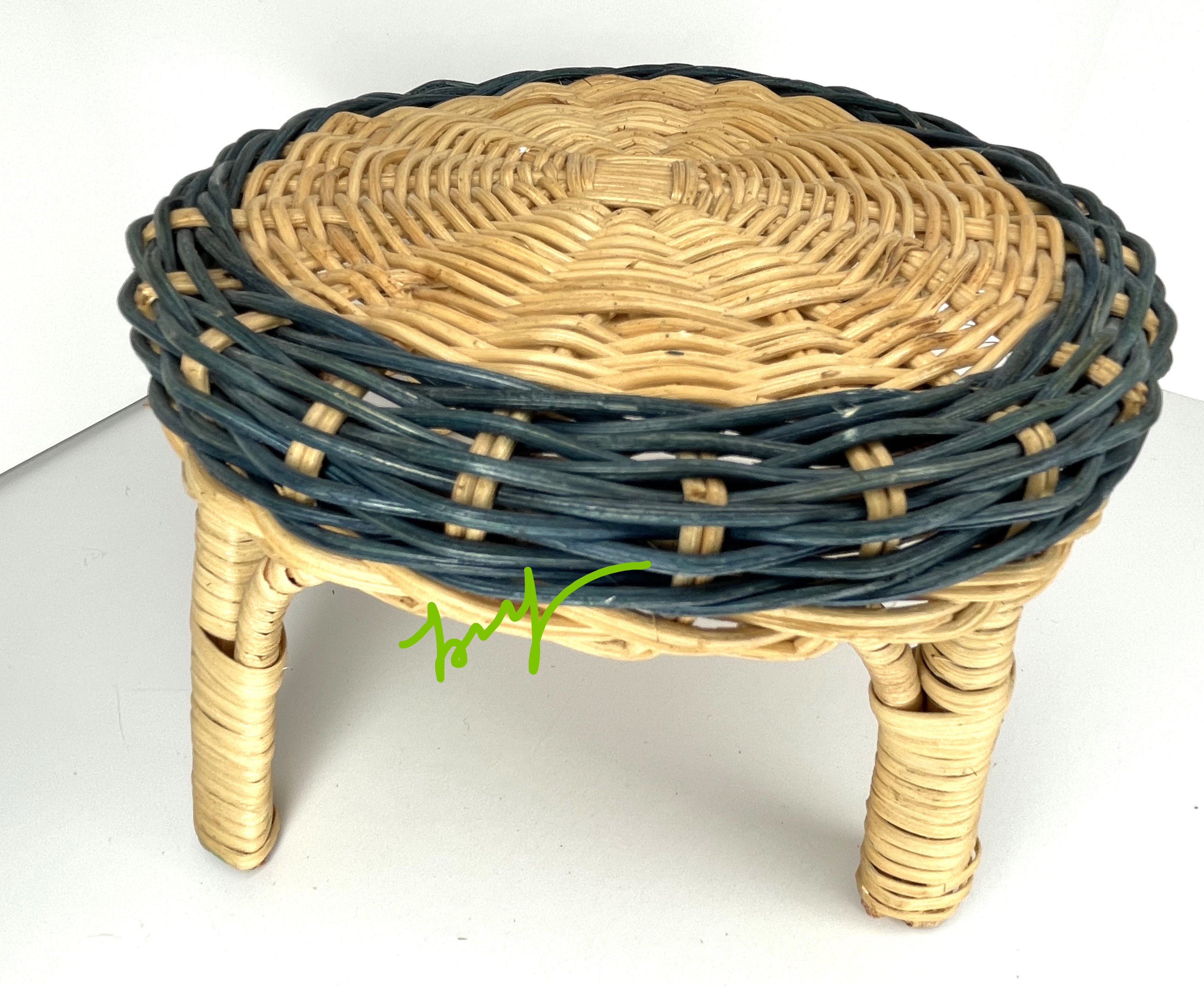 Mommy & Me: The Tea Cup Collection TEATIME TABLE (wicker/rattan)