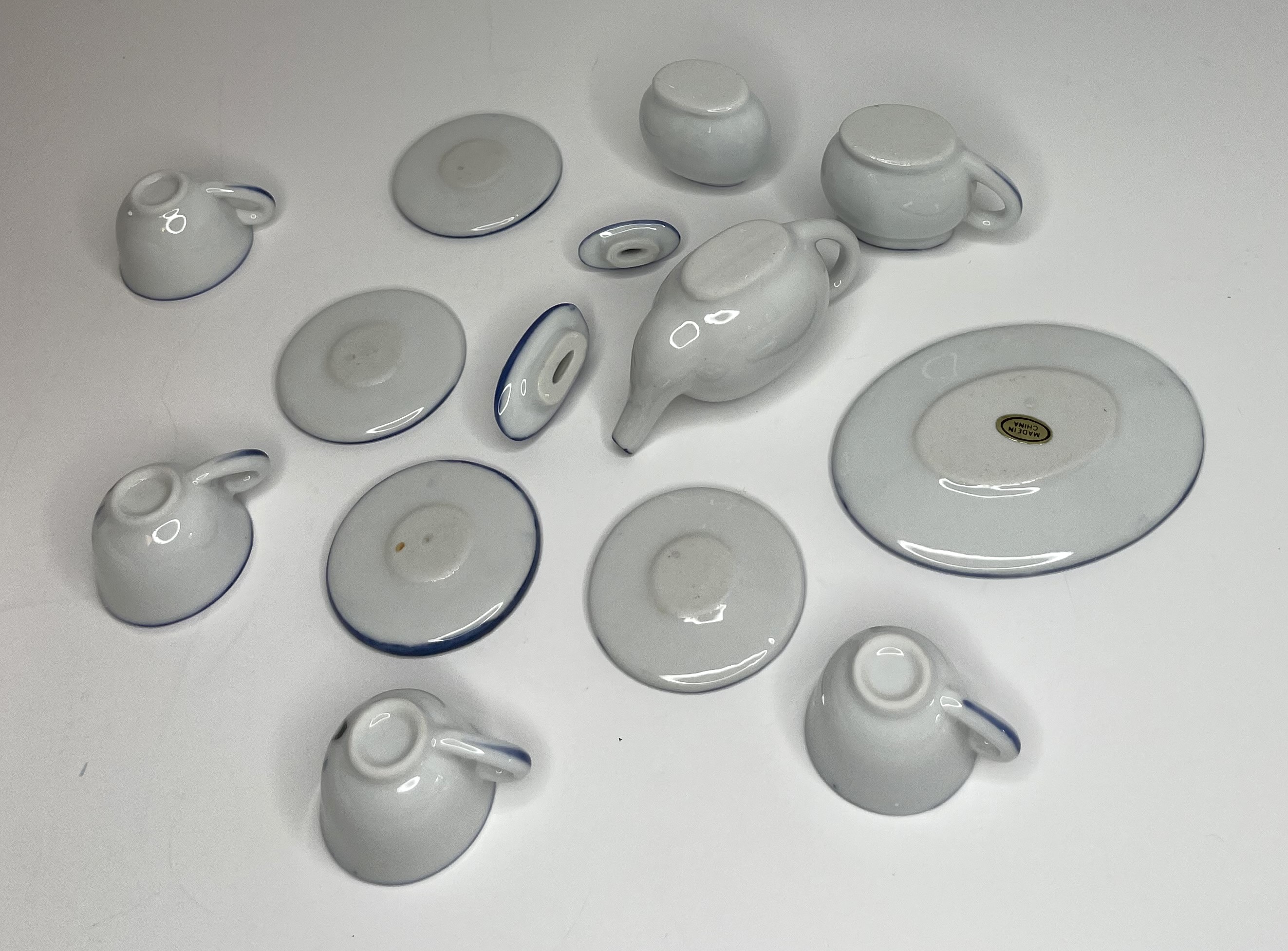 (The) Blue Pagoda: All The Tea in China Muffy's TEA SET