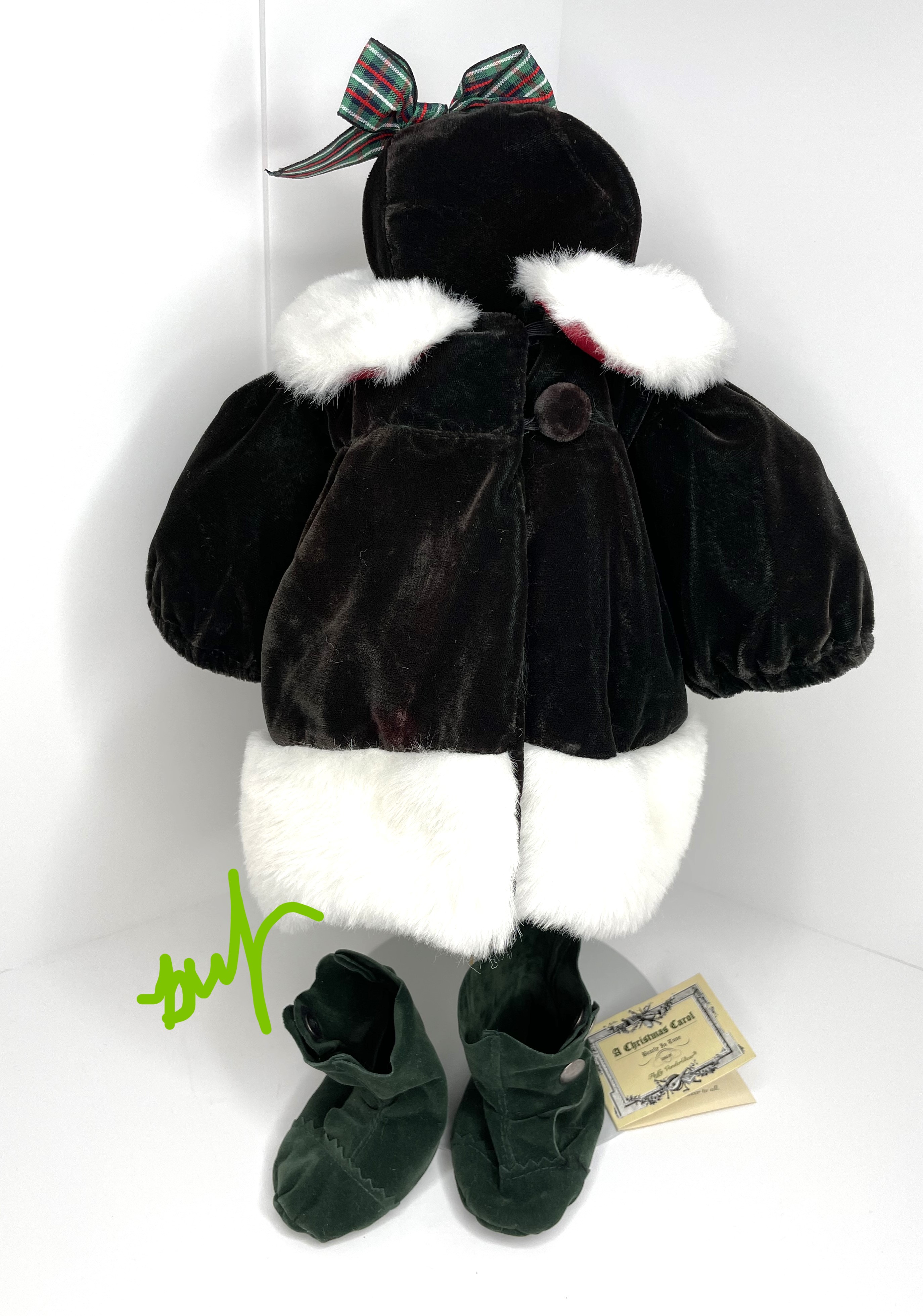 (A) Christmas Carol: Bearly In Tune - FLUFFY VanderBear Bear Outfit