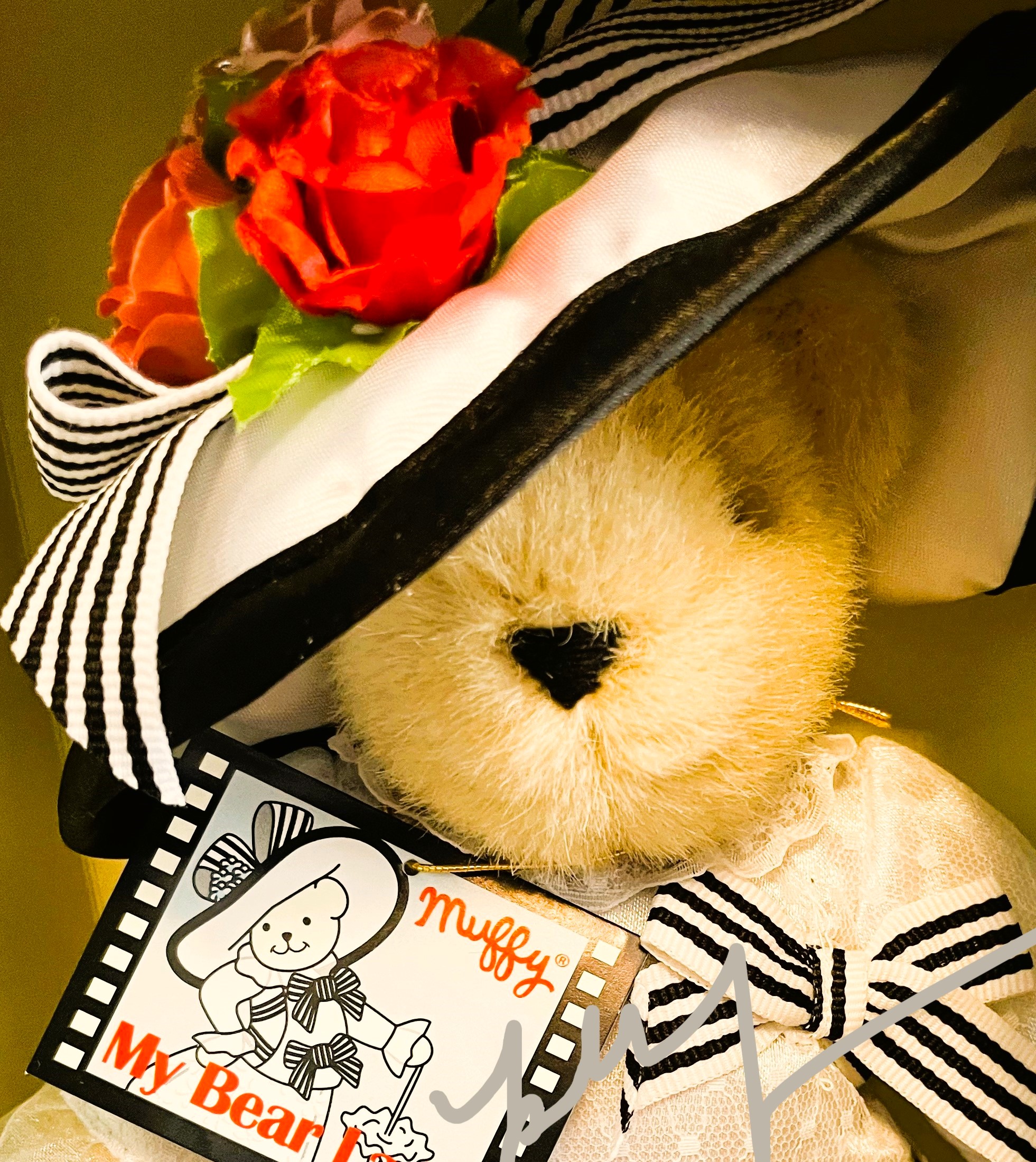 Muffy Goes to the Movies MY BEAR LADY