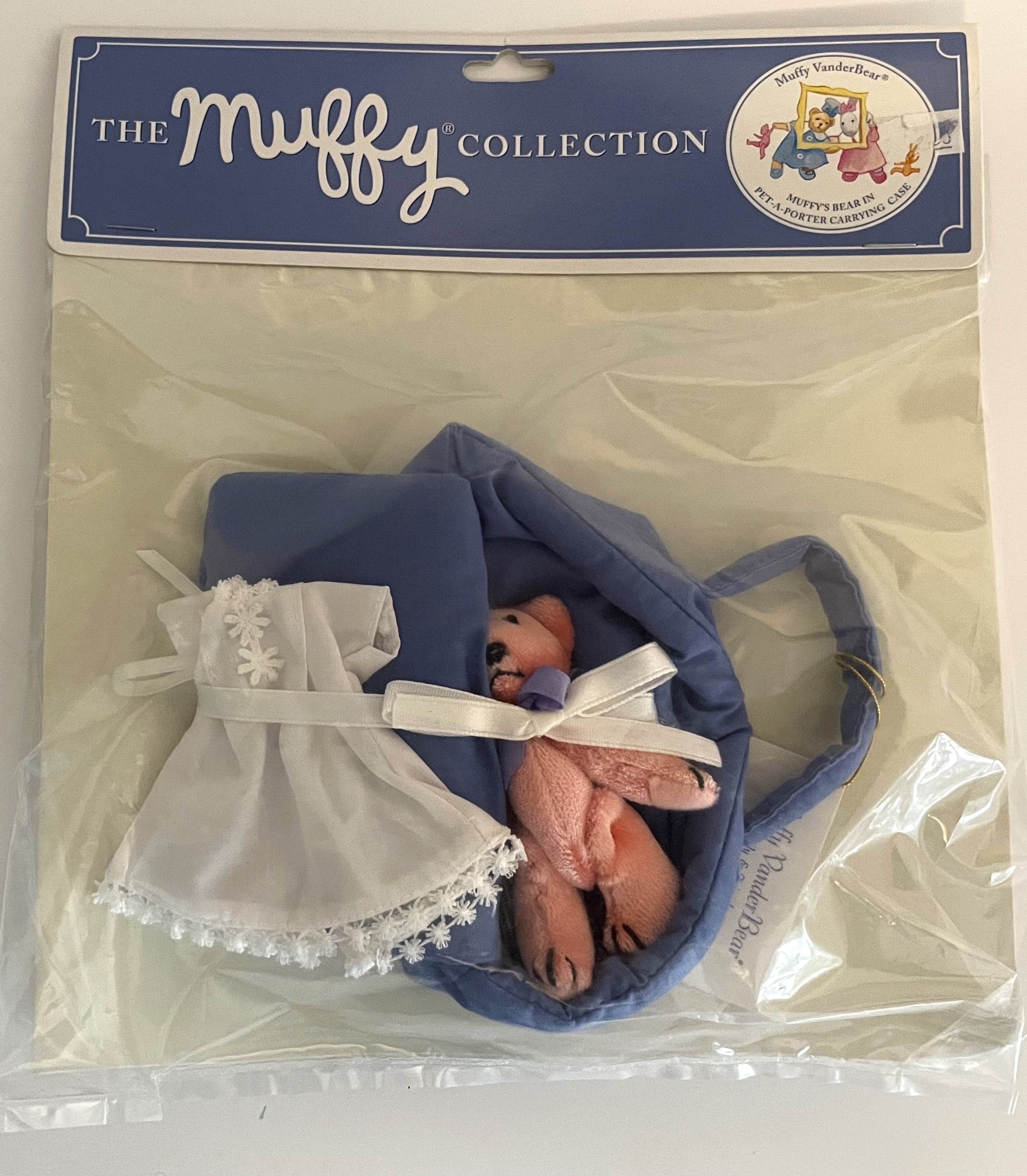 Sleep Over - MUFFY'S PET-A-PORTER Bear & Bear Nightie