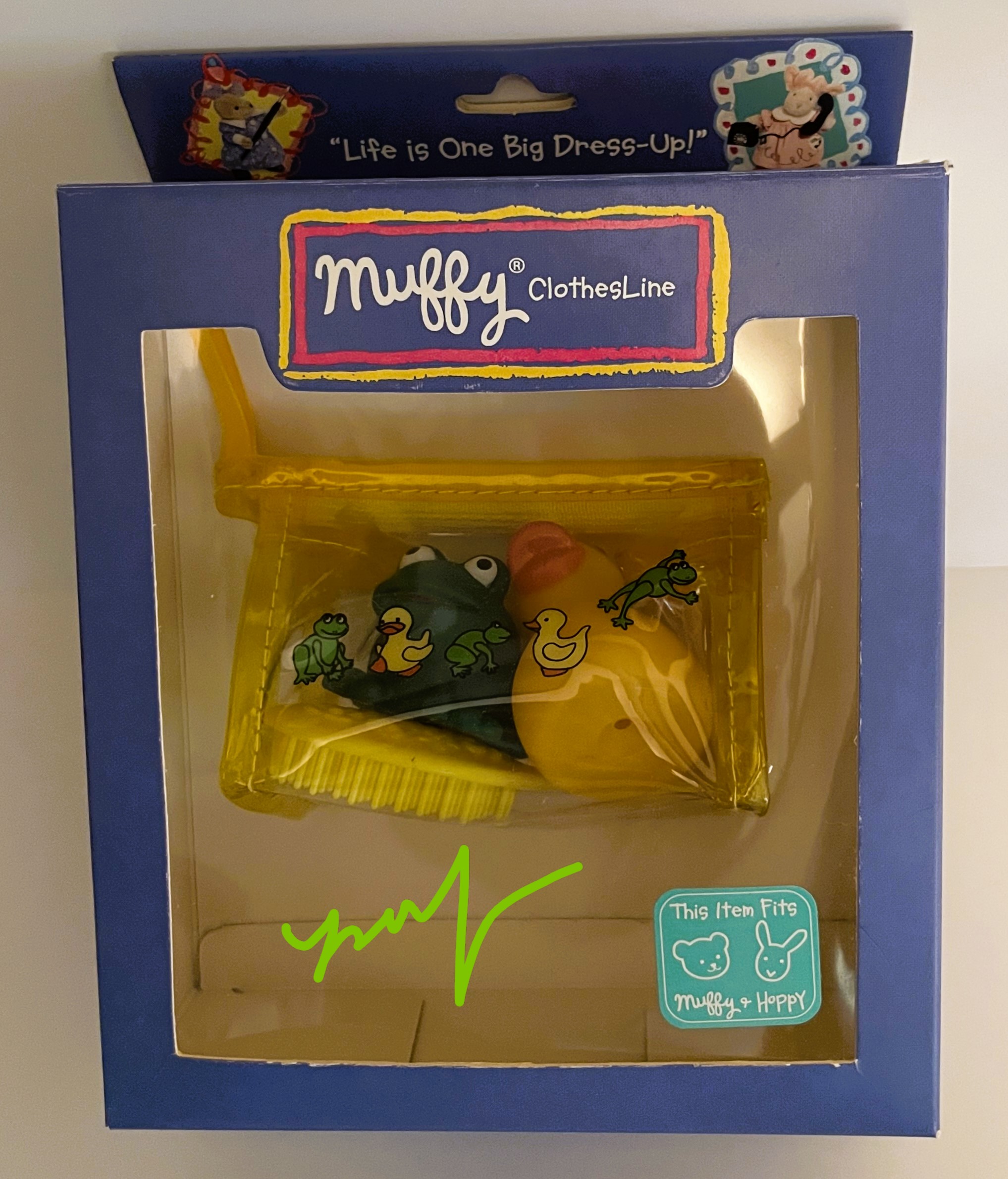 Clothesline Separates: Muffy / Hoppy Bath Kit (rubber duckie, frog & brush)