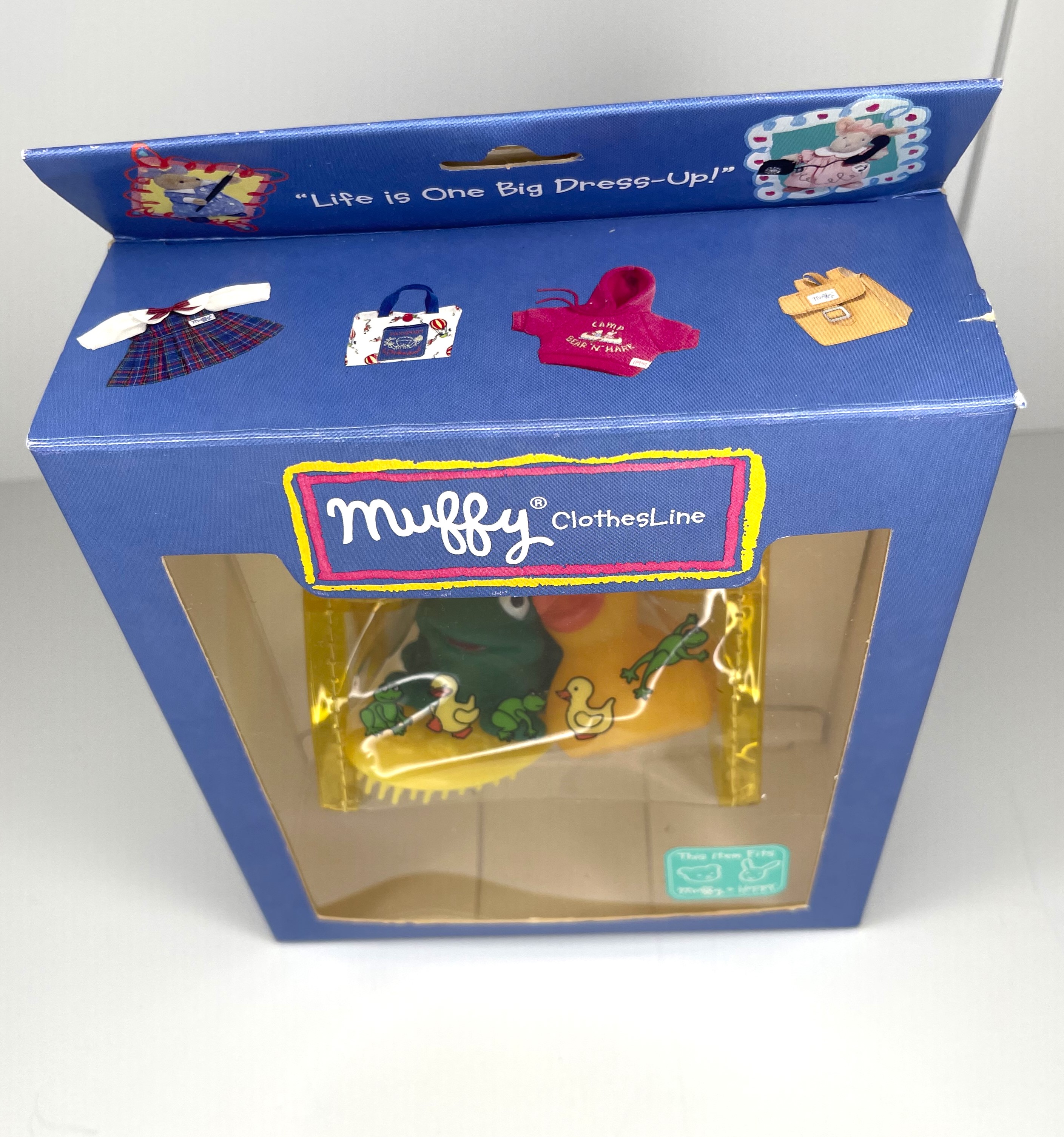 Clothesline Separates: Muffy / Hoppy Bath Kit (rubber duckie, frog & brush)