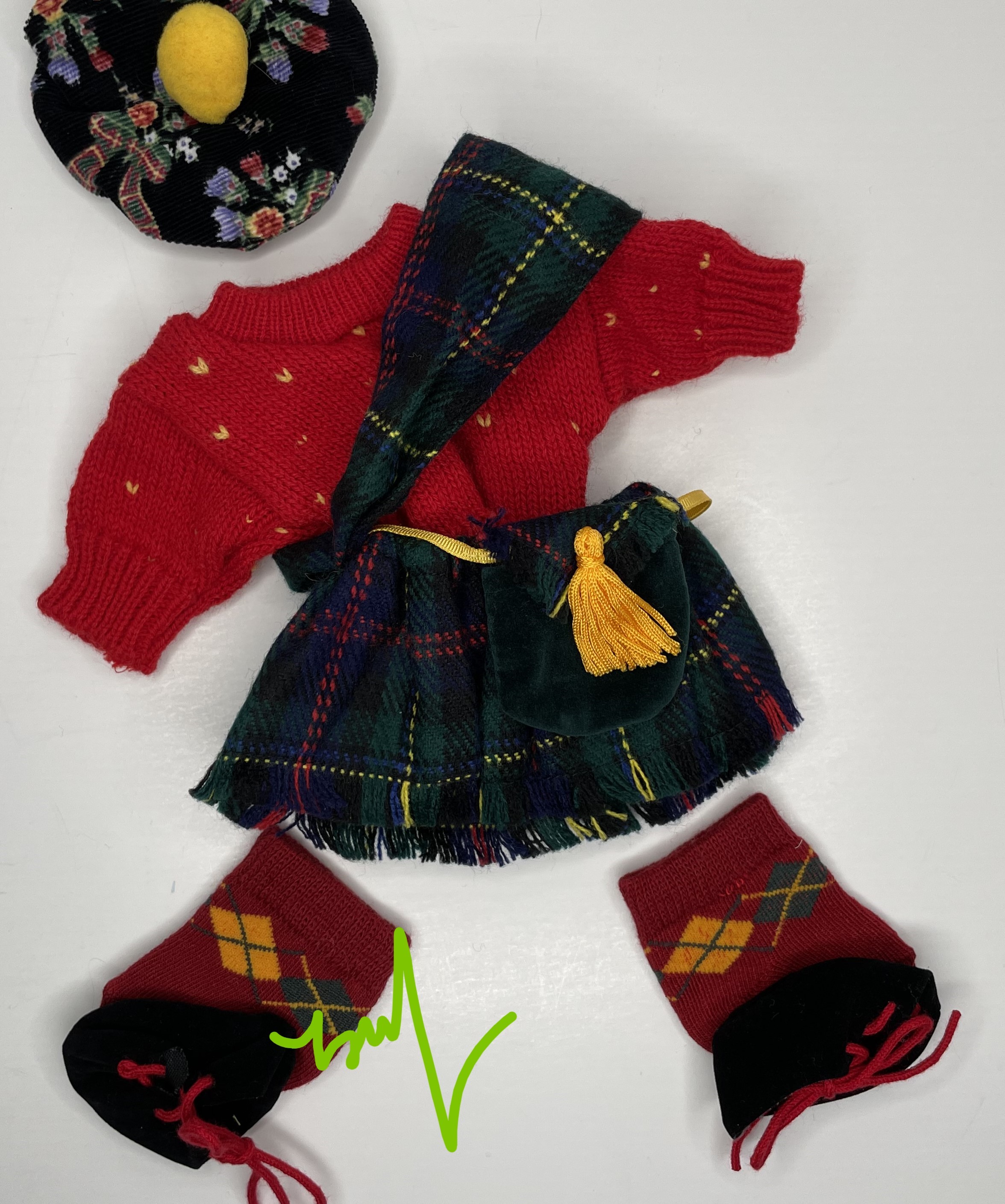 Highland Fling - MUFFY Outfit