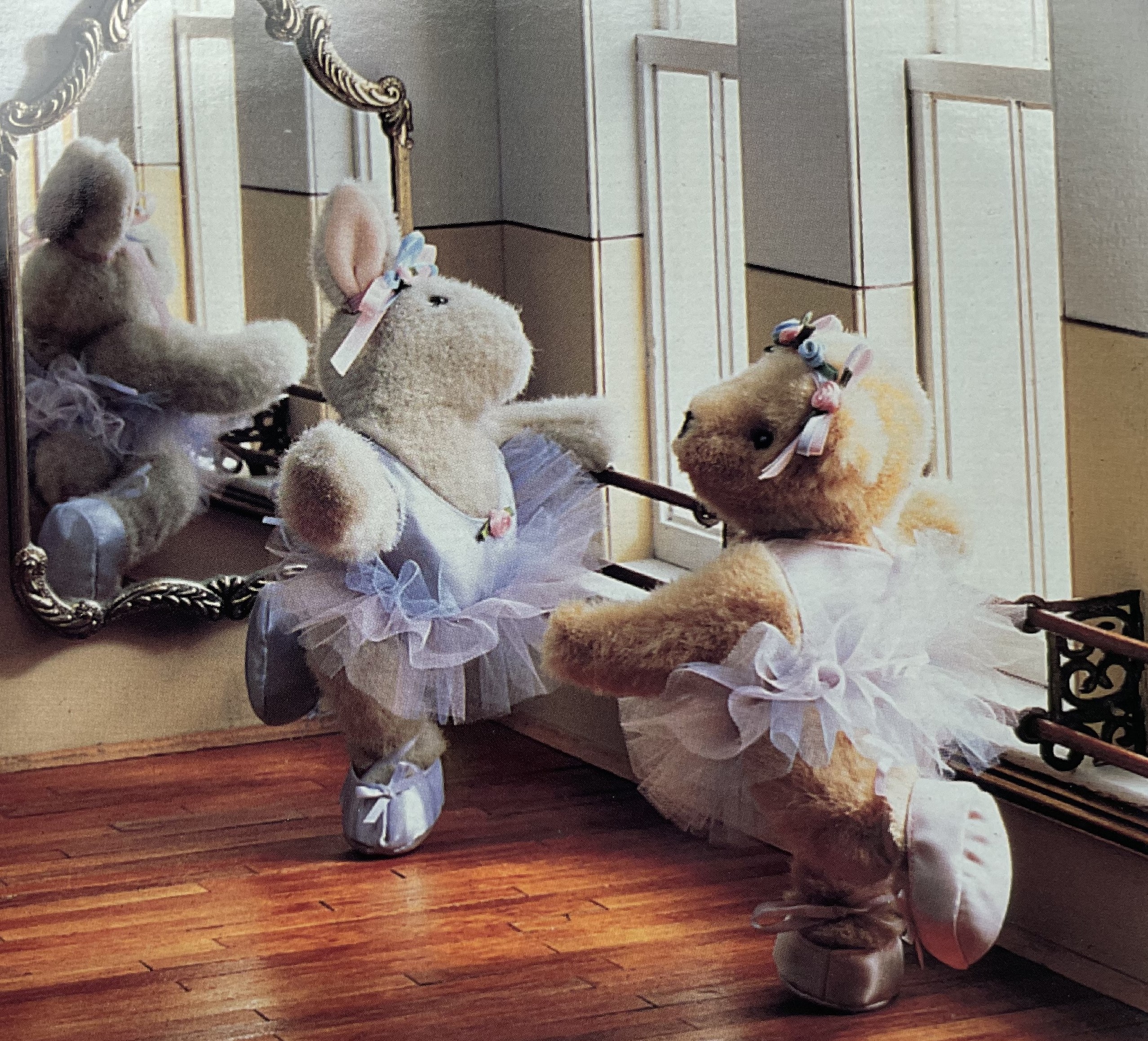Paw de Deux HOPPY Outfit