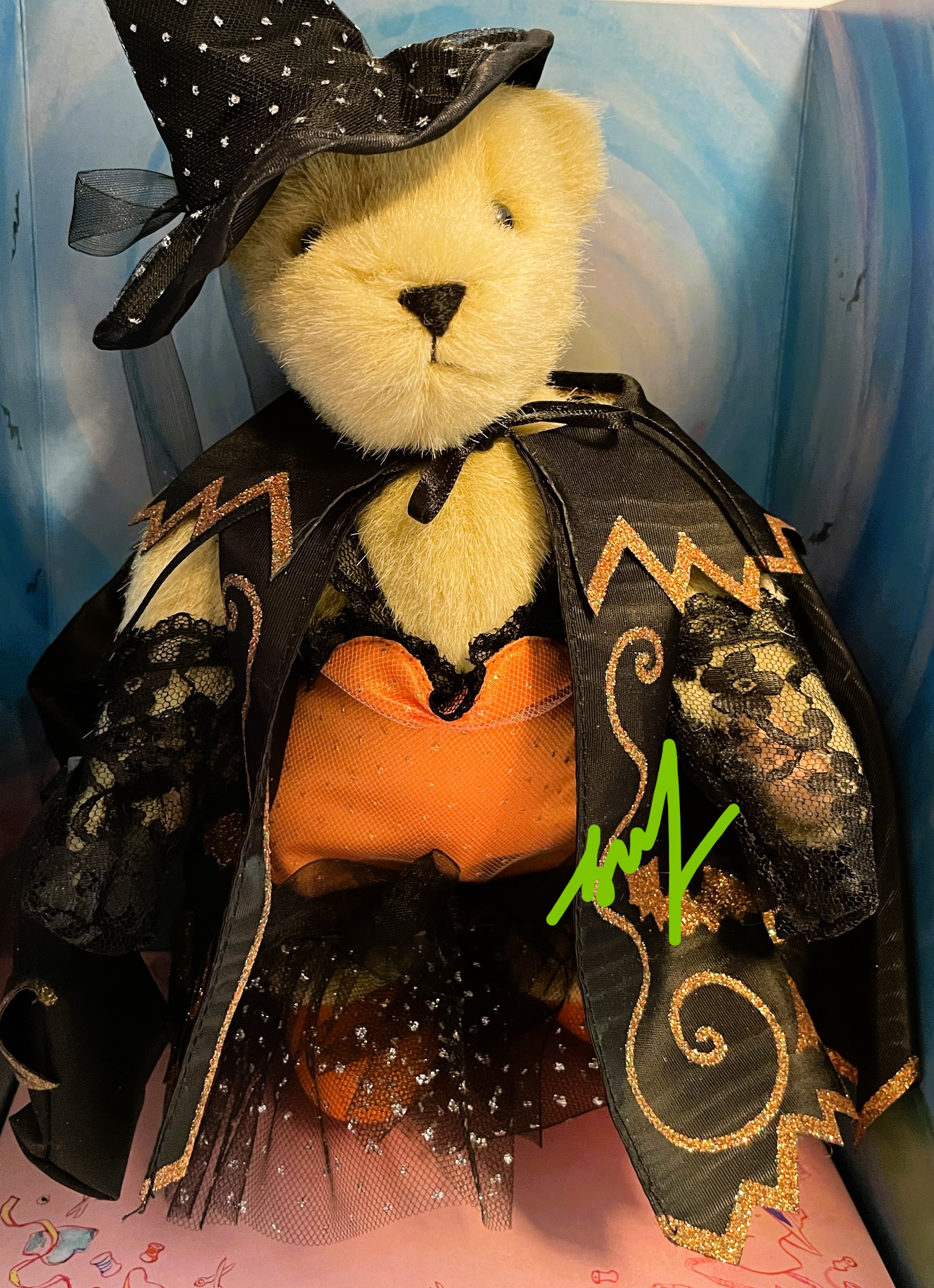 Muffy VanderBear GLAMWITCH