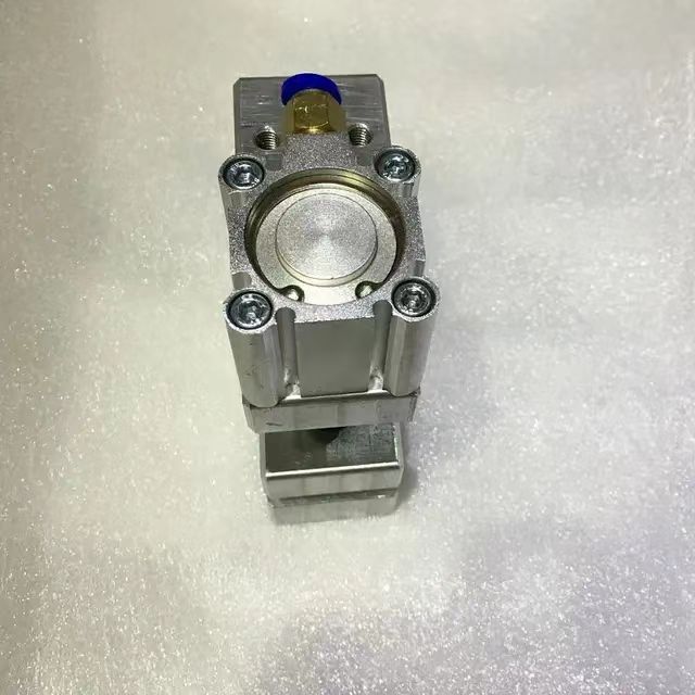 12-30mm Big Round Hole Pneumatic Punching Machine Single Round Hole Punch Machine