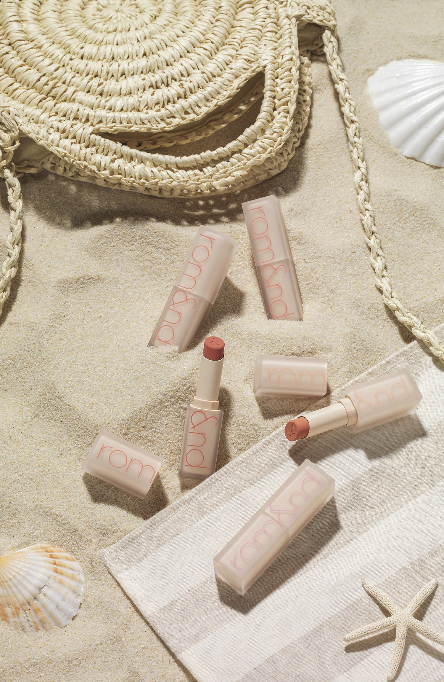 rom&nd Zero Matte Lipstick