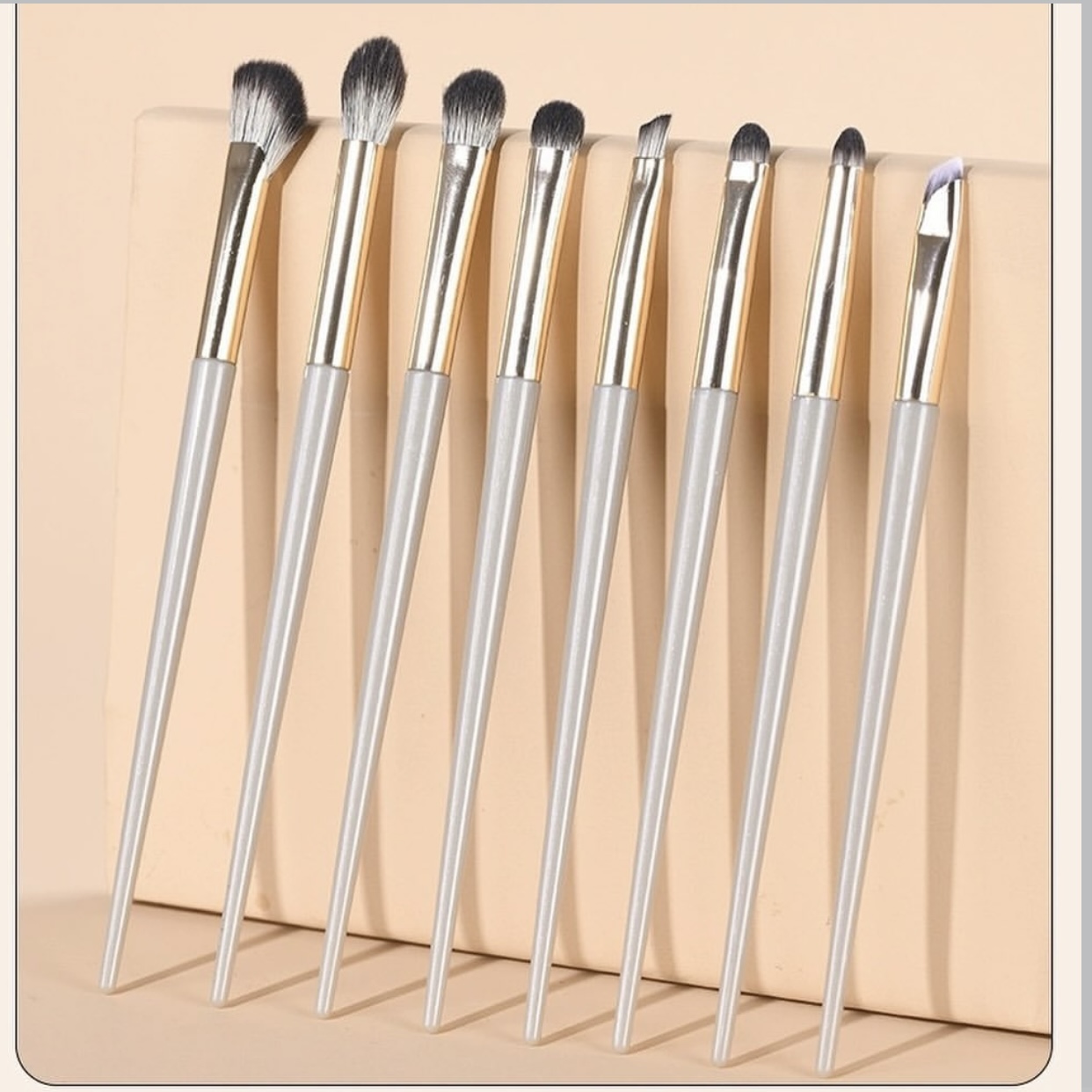 MAKEUP 13 PCS BRUSH PER SET WITH BAG