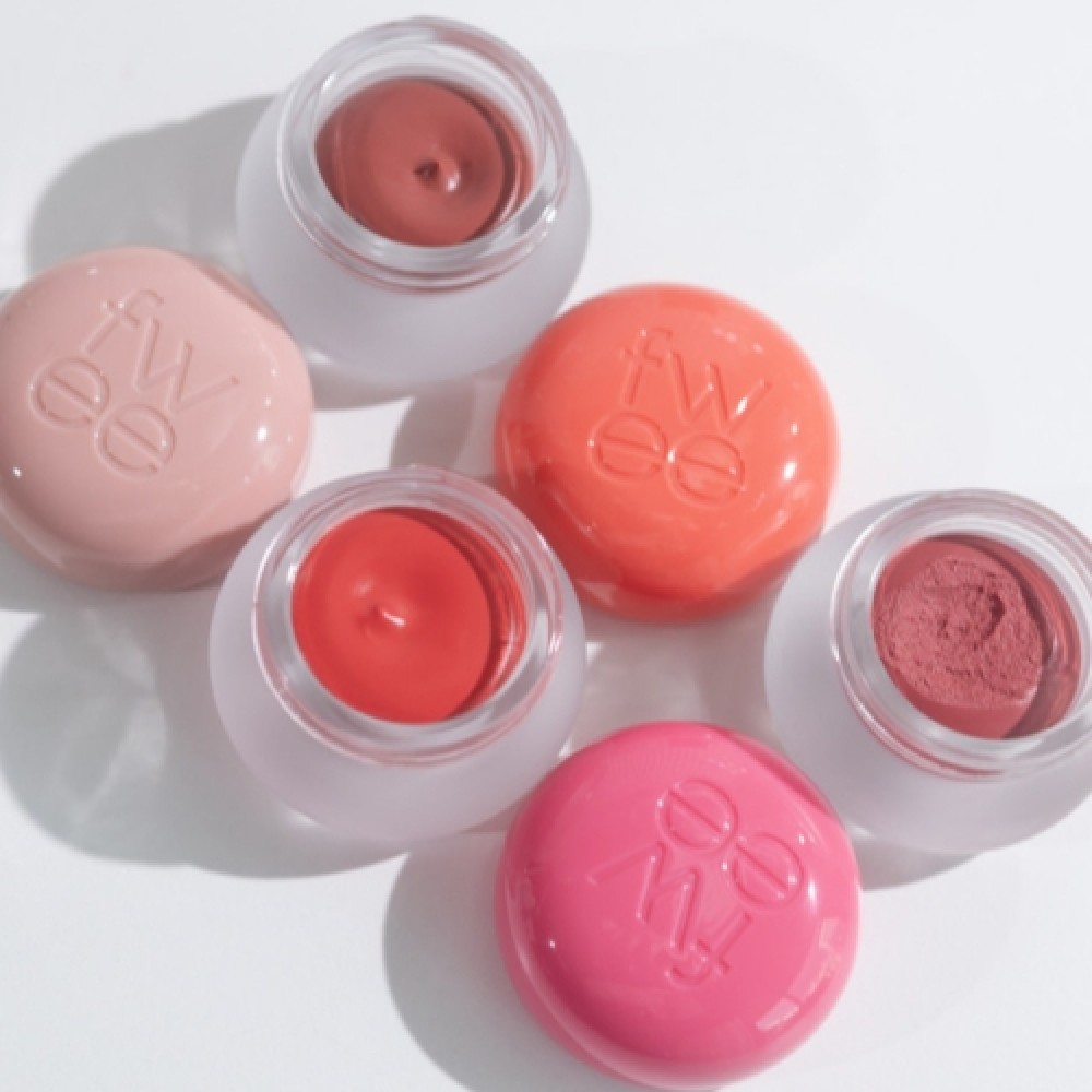 fwee-Blurry Pudding pot