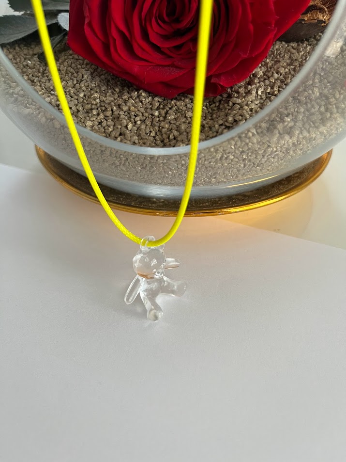 PENDENTIF JAUNE FLUO OURSON 
