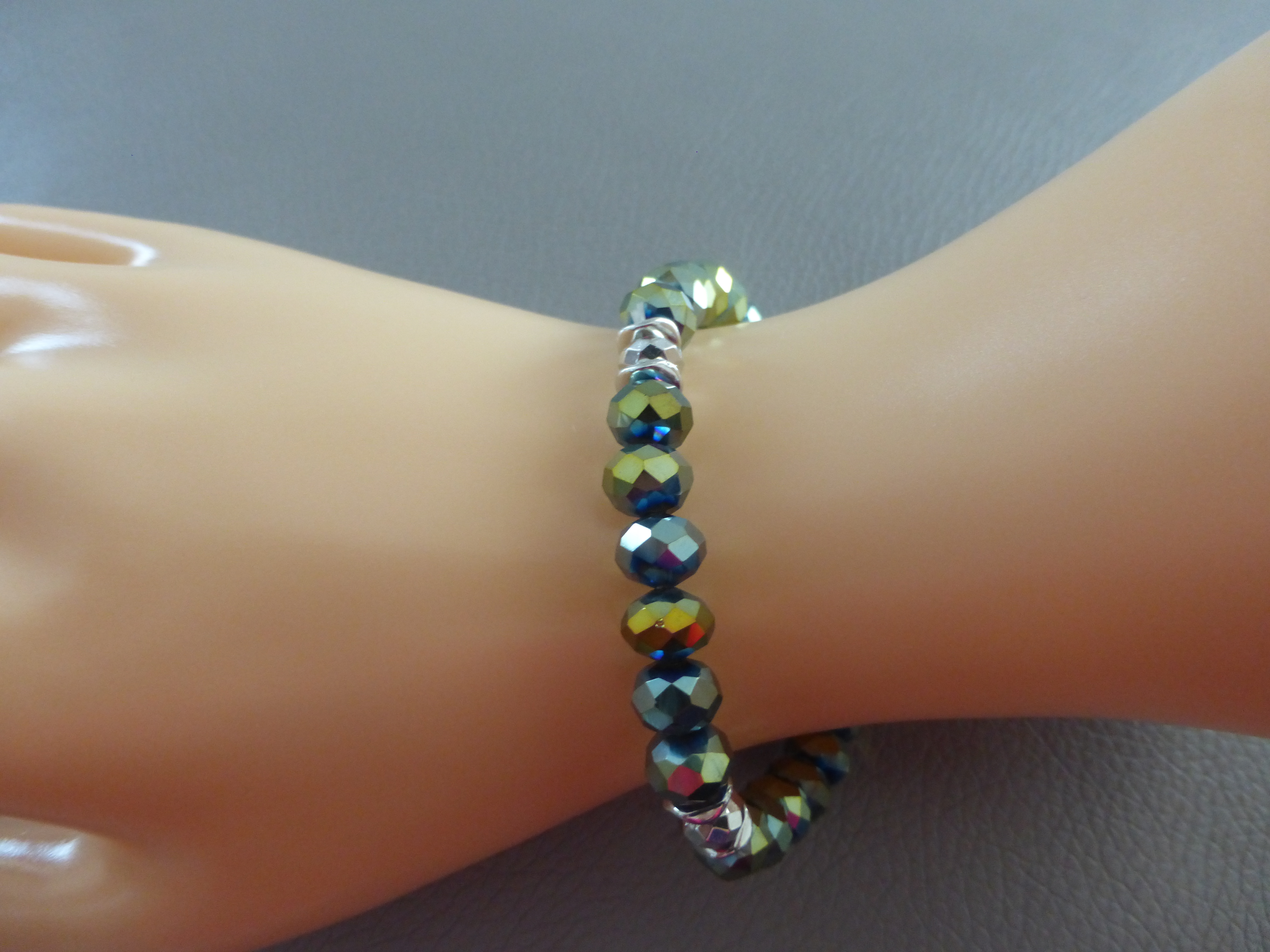 BRACELET FEMME VERT IRISÉ