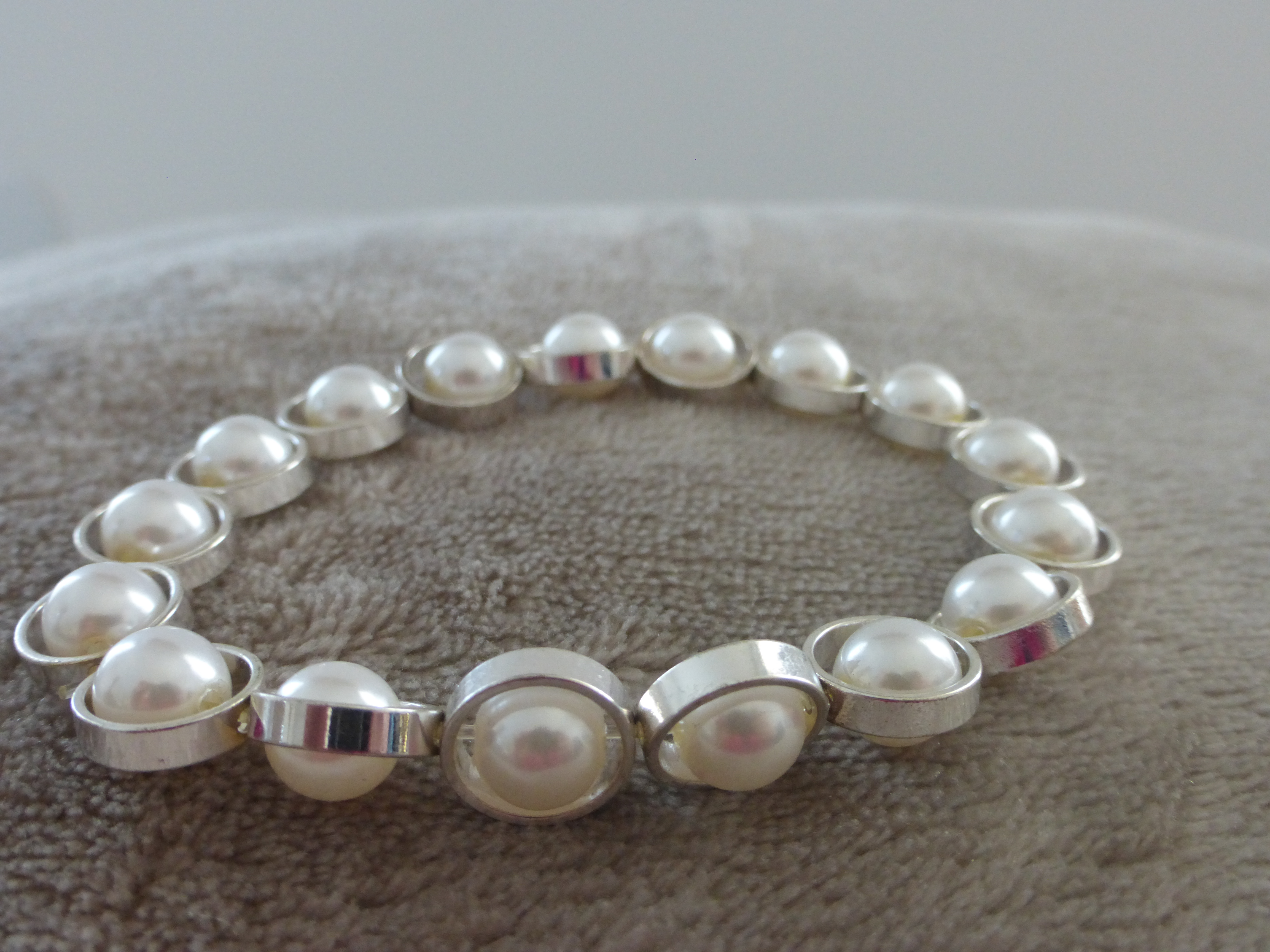 BRACELET FEMME BLANC CERCLÉ ARGENTÉ