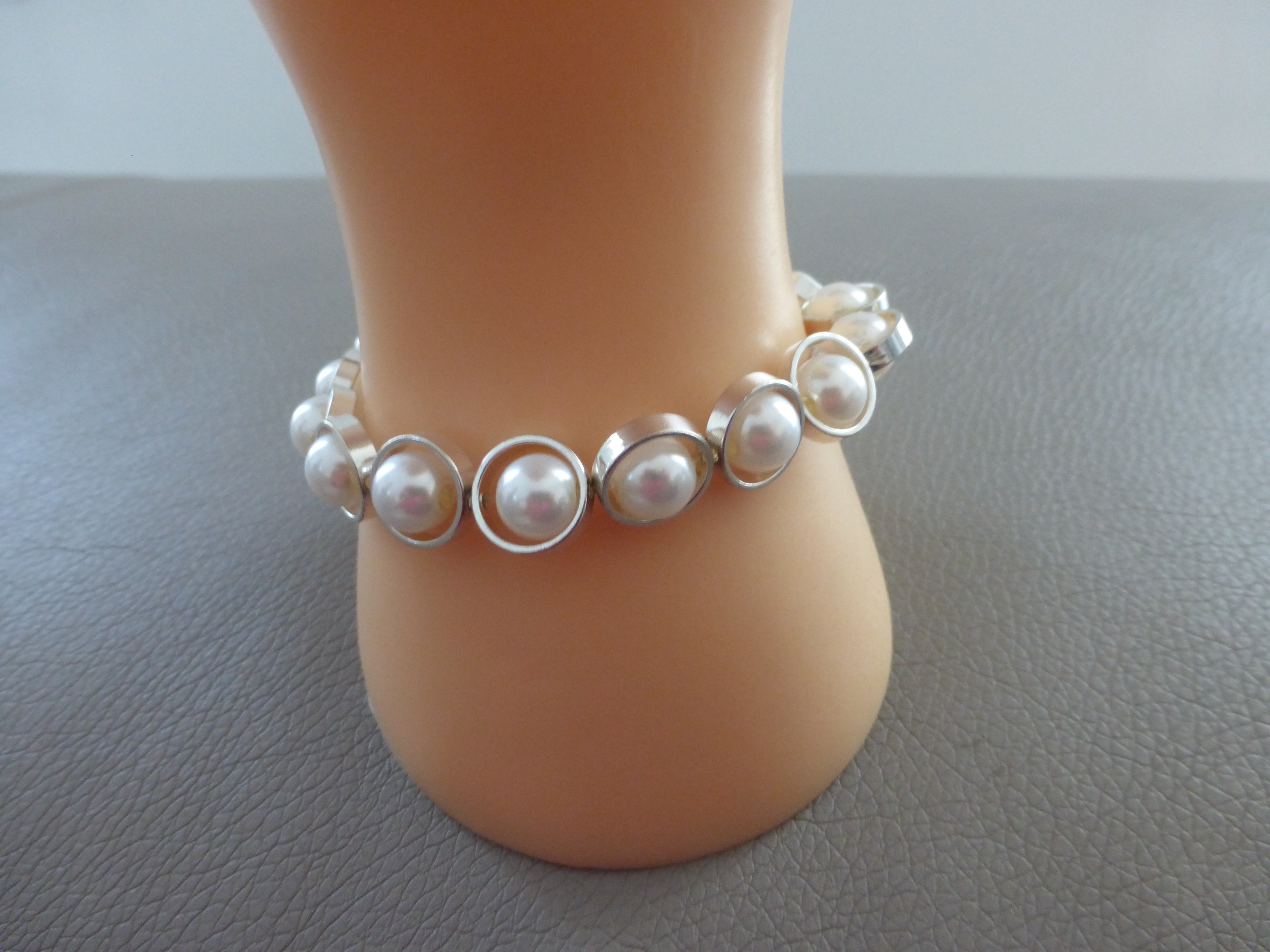 BRACELET FEMME BLANC CERCLÉ ARGENTÉ