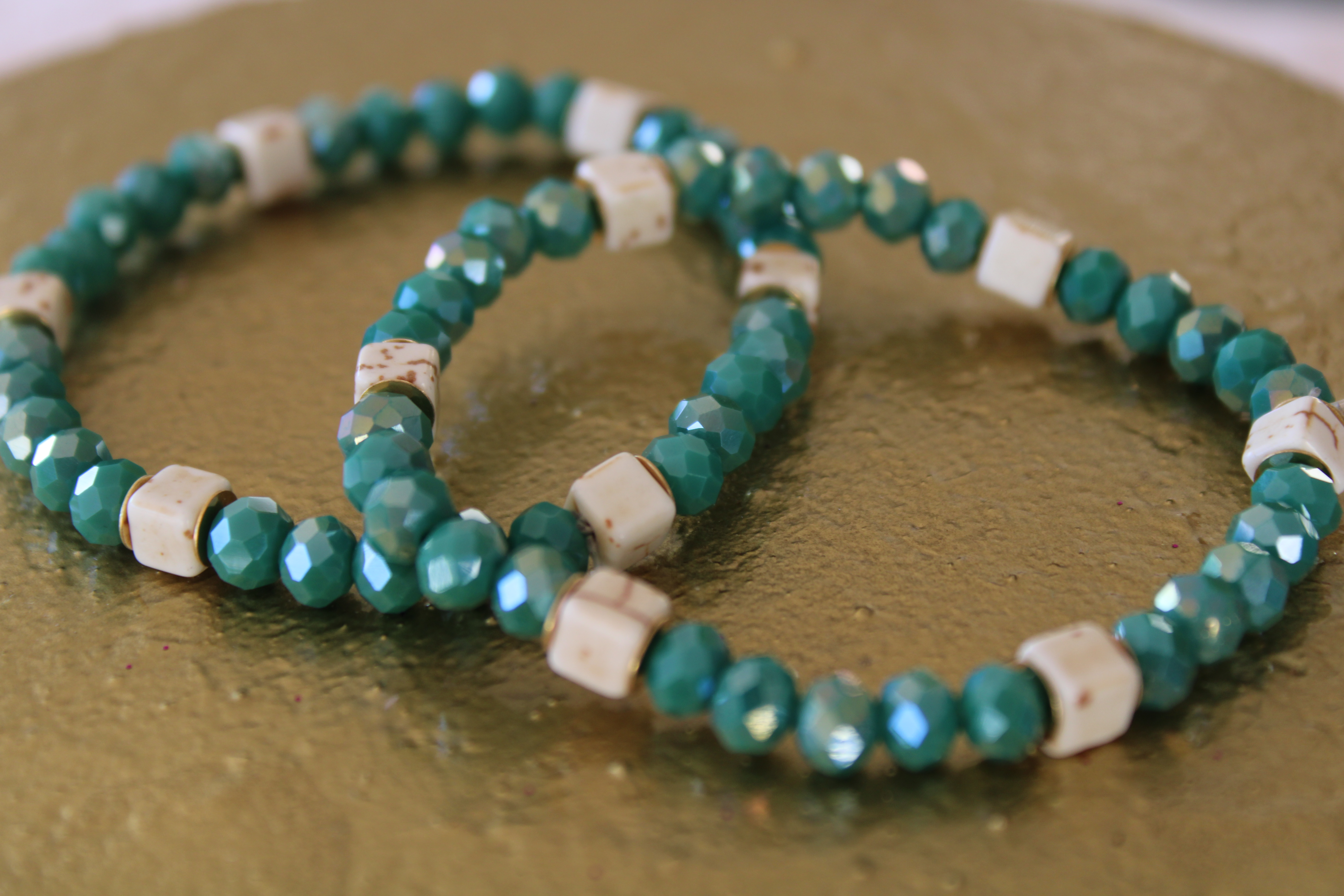 BRACELET FEMME VERT ET BEIGE