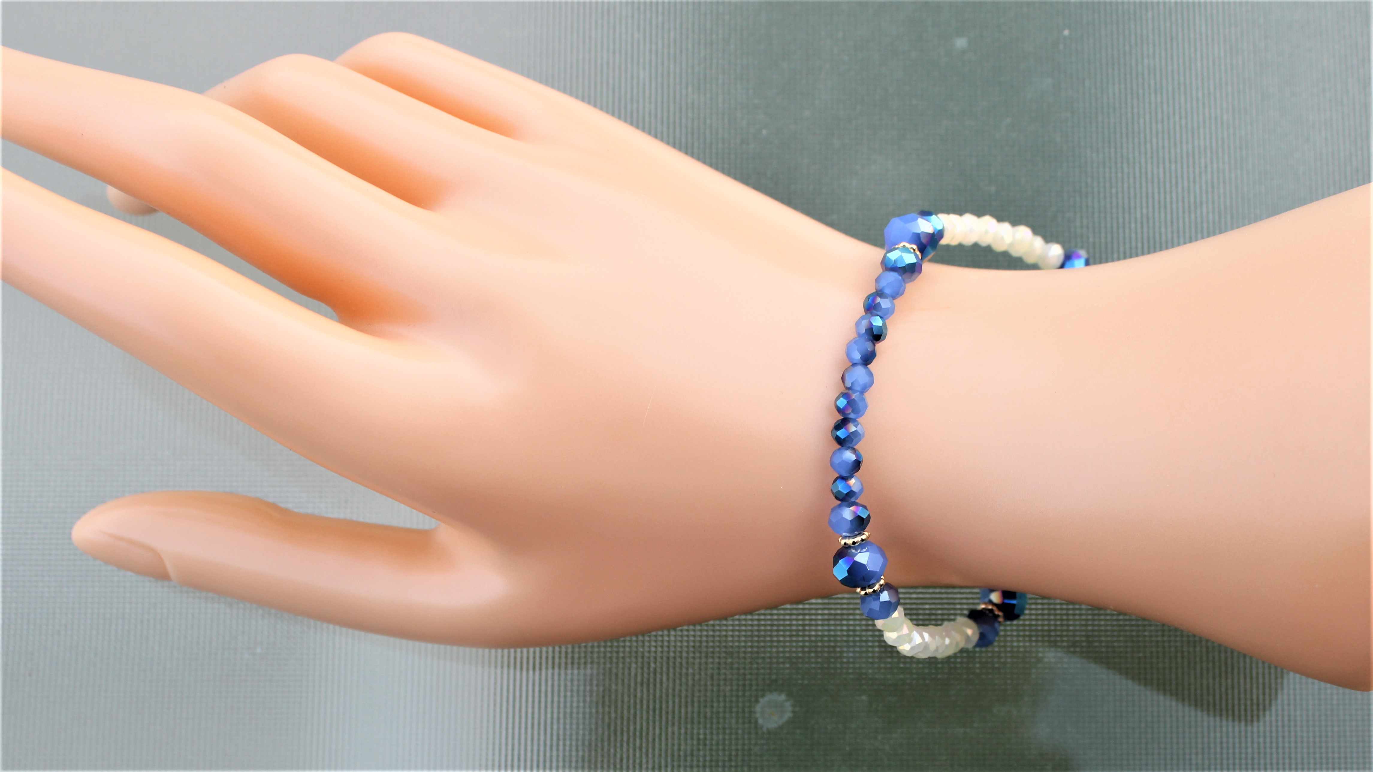 BRACELET FEMME BLEU ET CREME