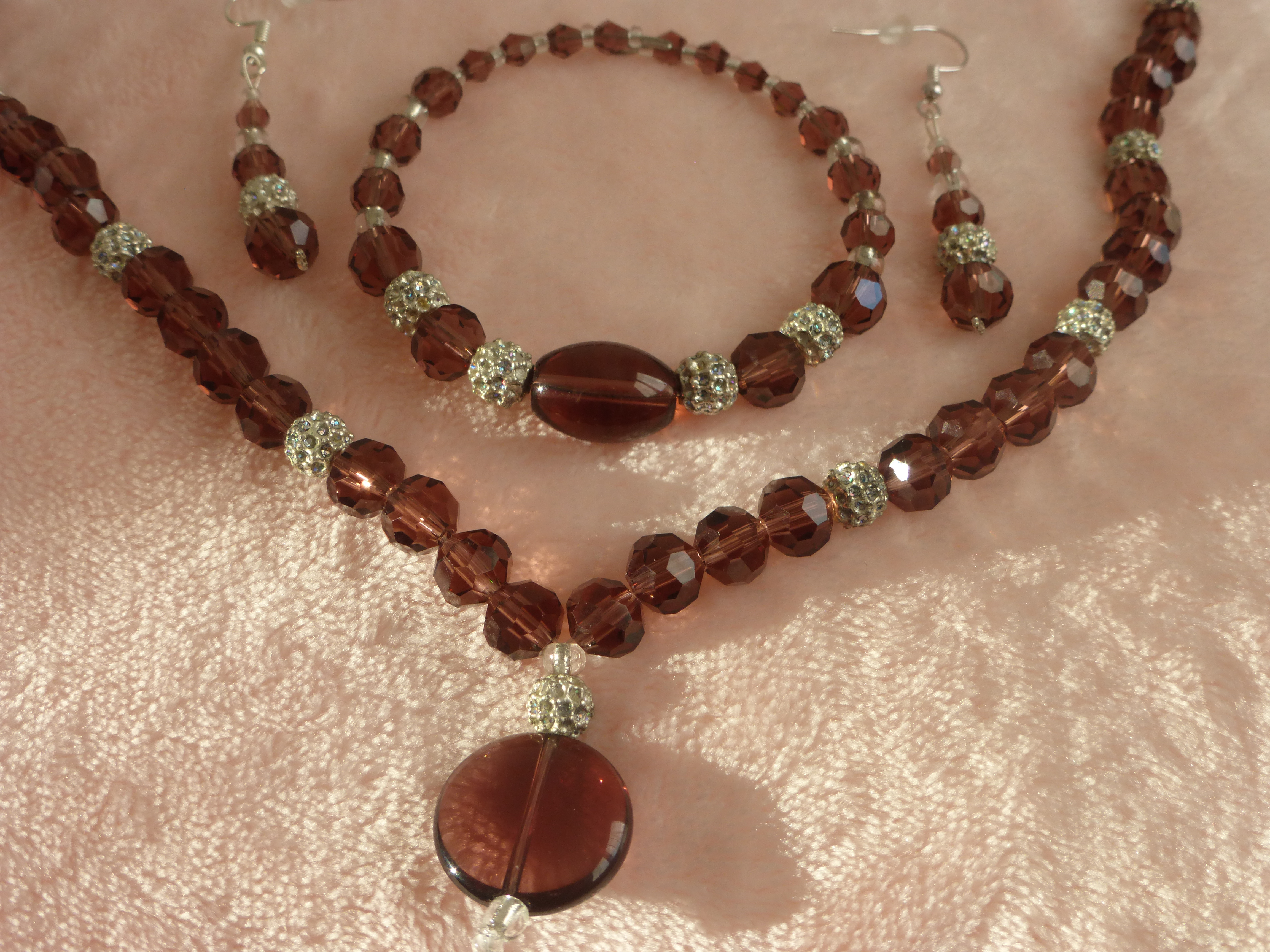 COLLIER BRACELET BOUCLE D'OREILLE PRUNE 