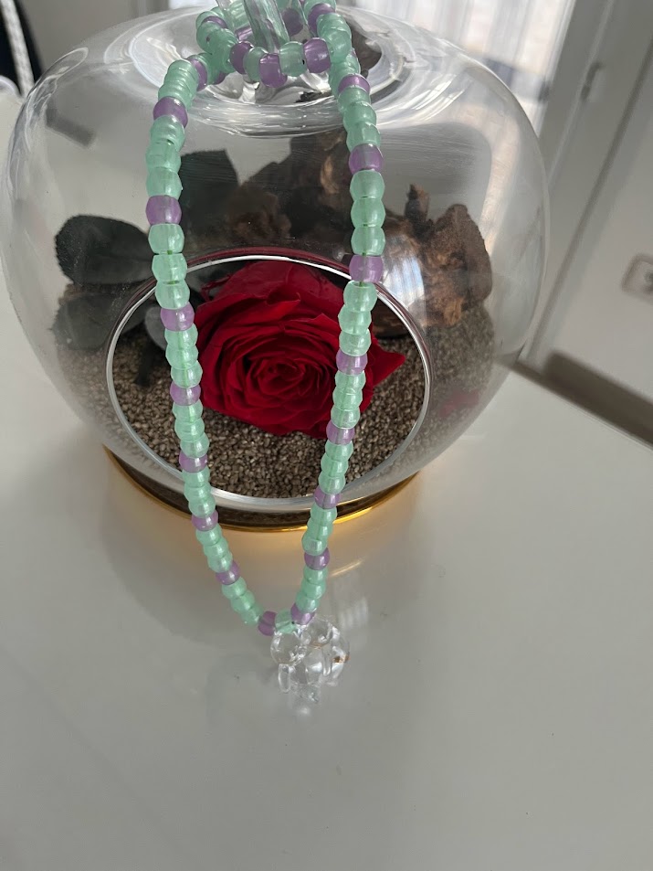 COLLIER FILLETTE PERLES FLUO 2 OURSONS