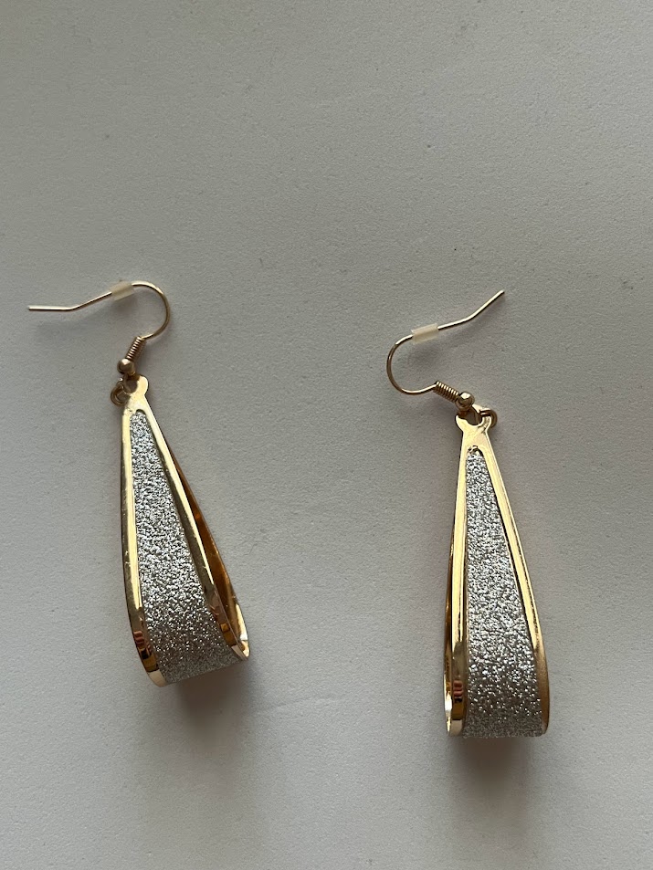 BOUCLE D'OREILLE EFFET DIAMANTÉ ARGENTÉ DORÉES