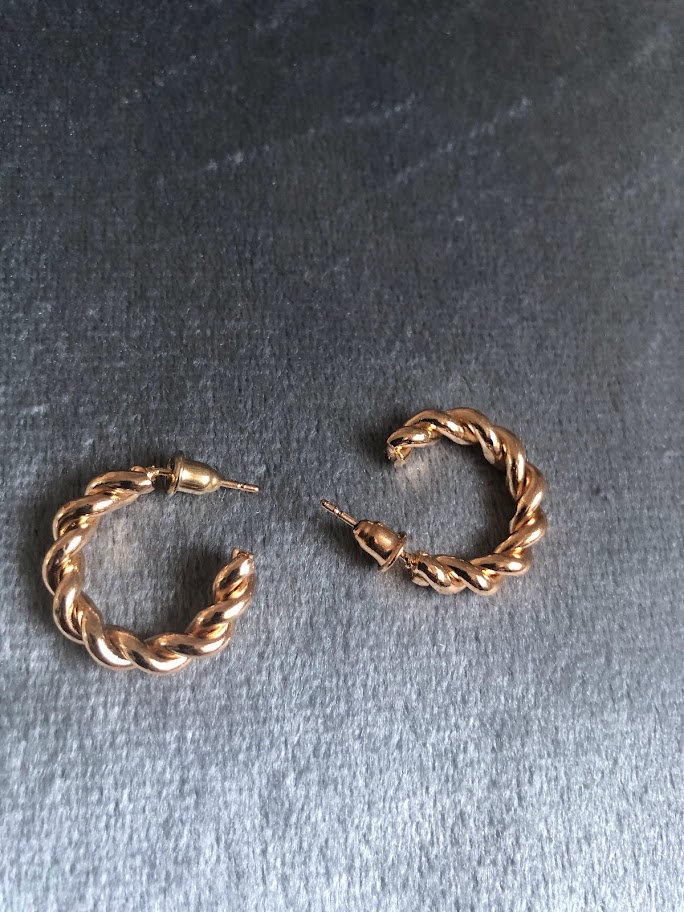 BOUCLE D'OREILLE DORÉES BOD008