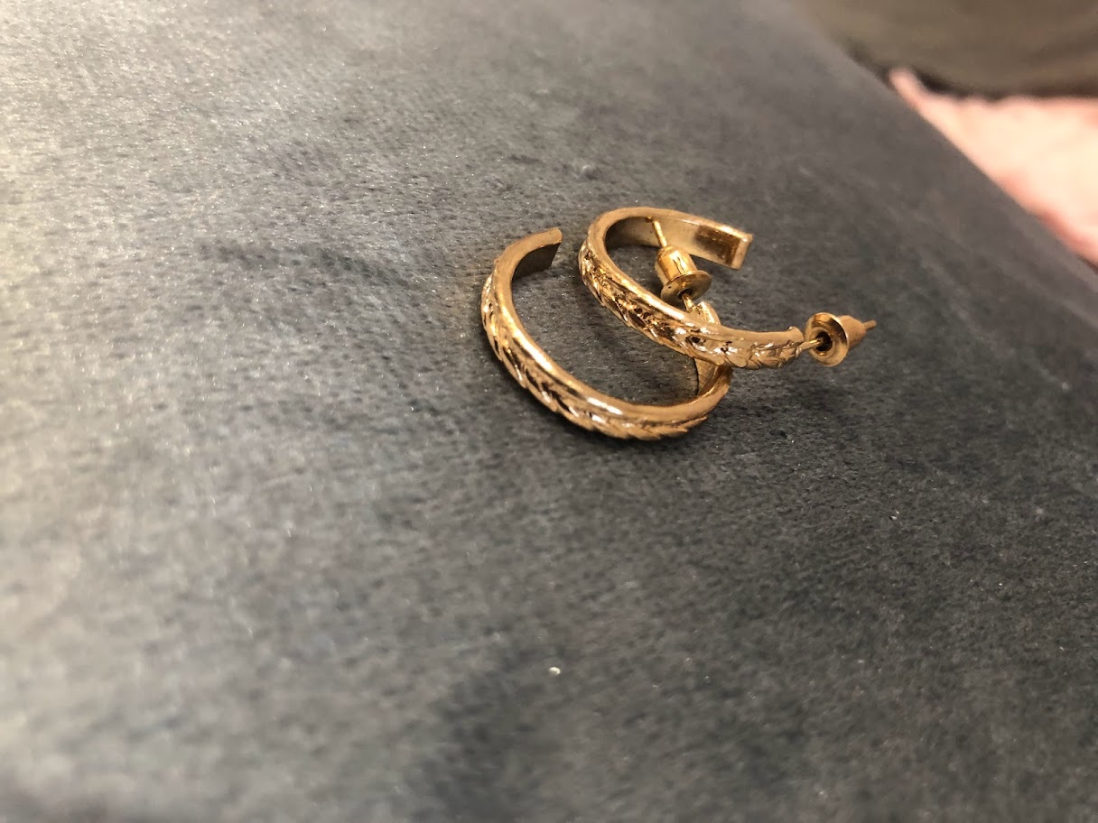 BOUCLE D'OREILLE DORÉES BOD015