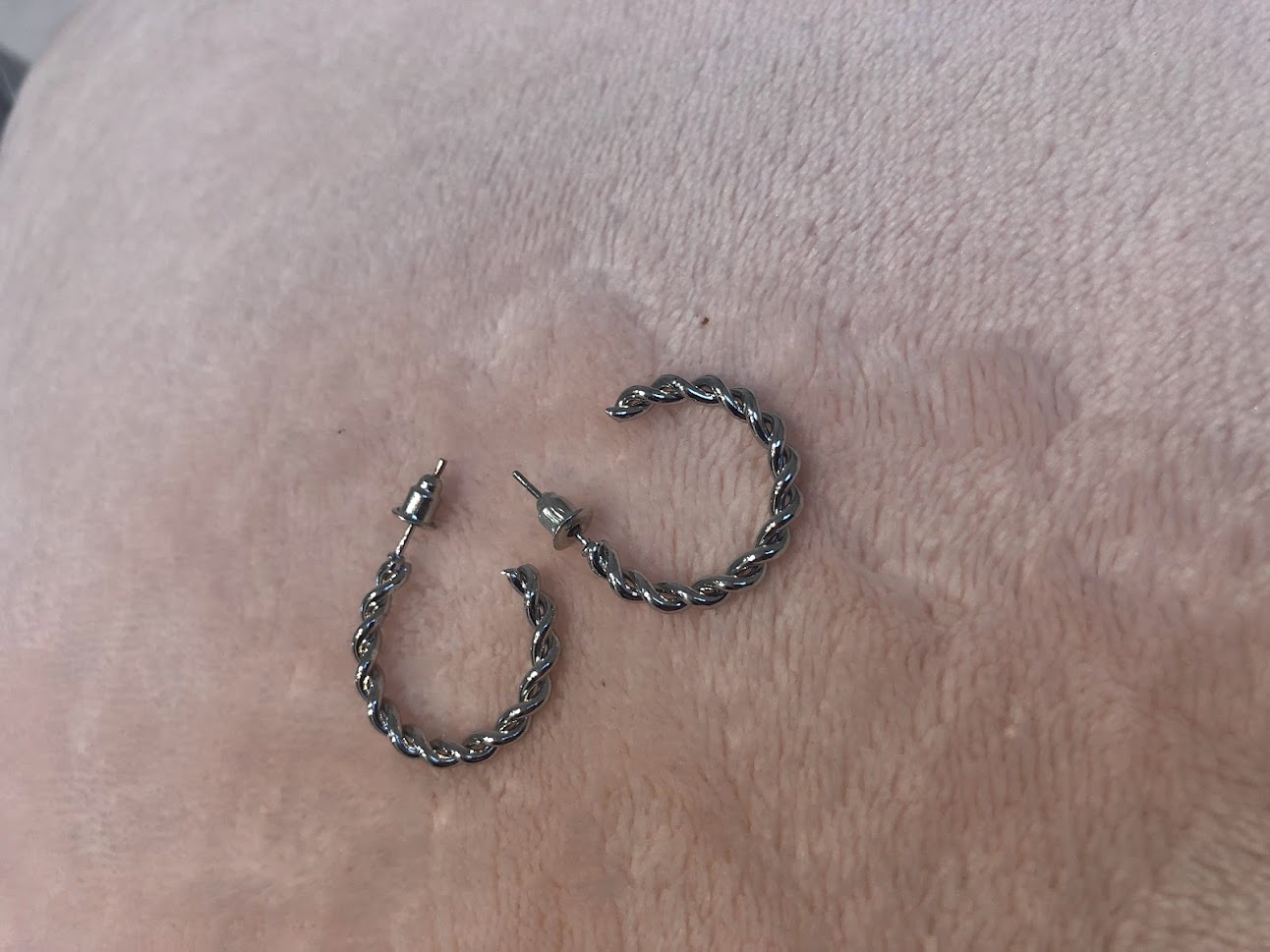 BOUCLE D'OREILLE ARGENTÉES BOA006