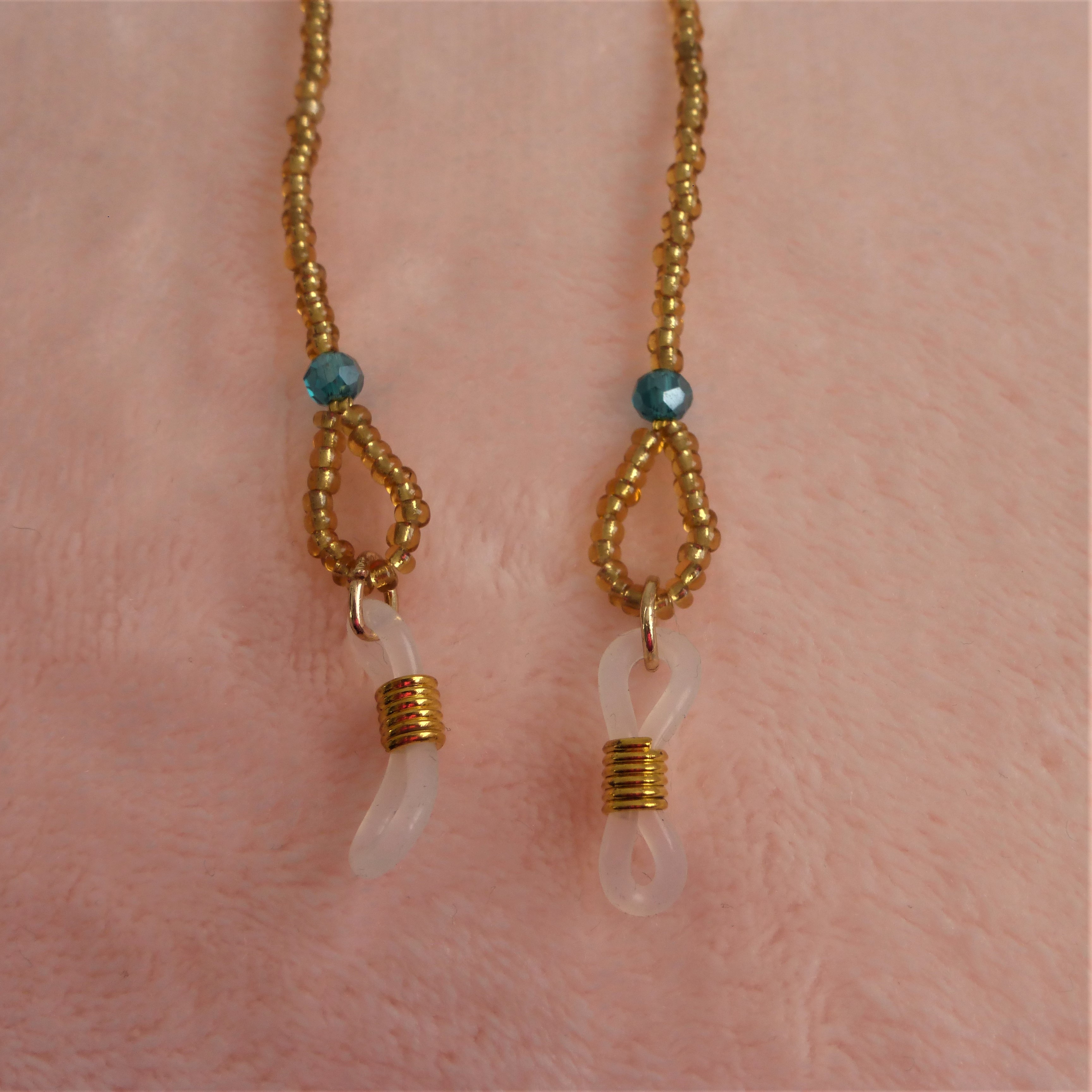 CORDON A LUNETTES DORÉ ET VERT