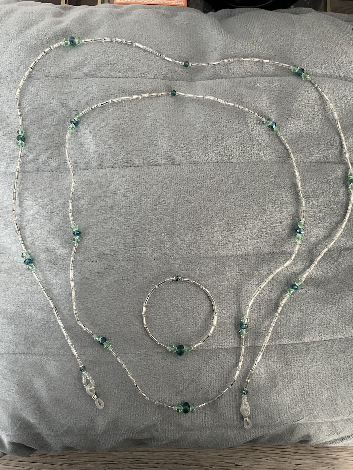 CORDON A LUNETTES COLLIER BRACELET TRANSPARENT ET VERT