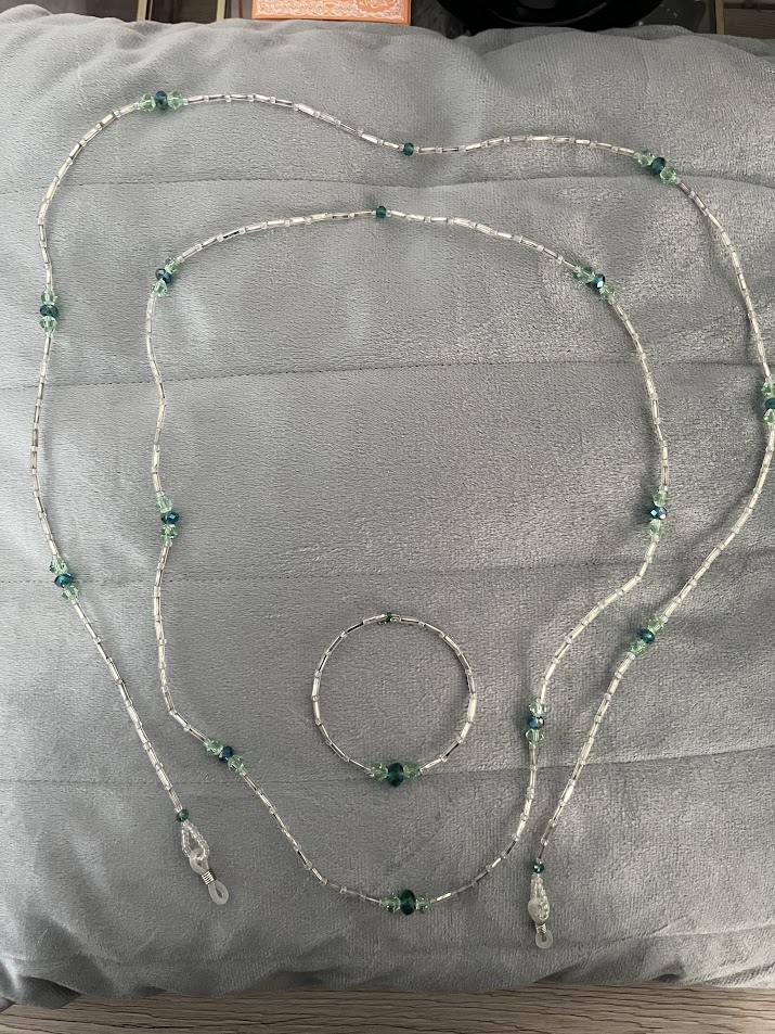 CORDON A LUNETTES COLLIER BRACELET TRANSPARENT ET VERT