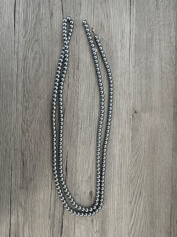COLLIER FEMME TRES LONG GRIS