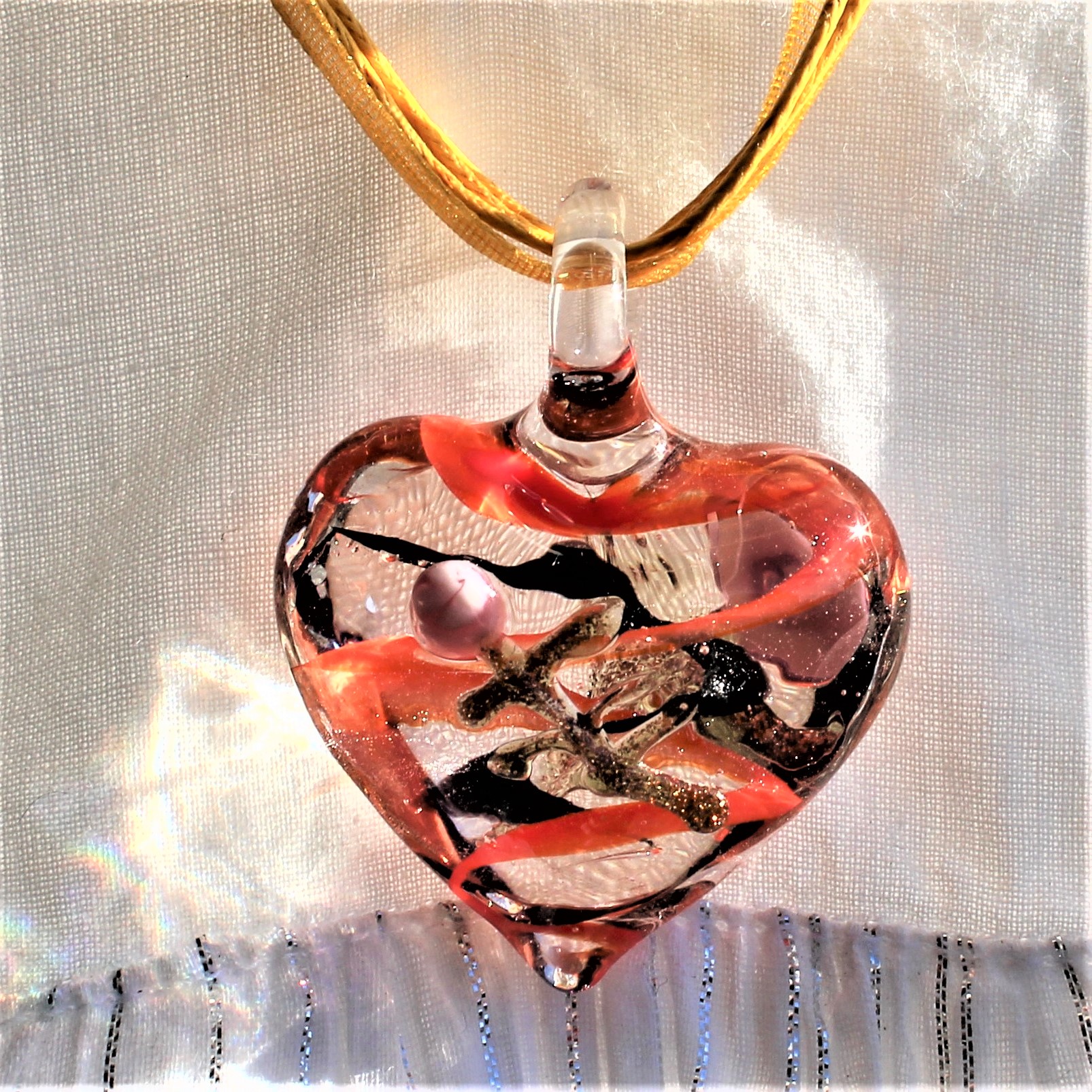PENDENTIF VERRE COEUR ORANGE