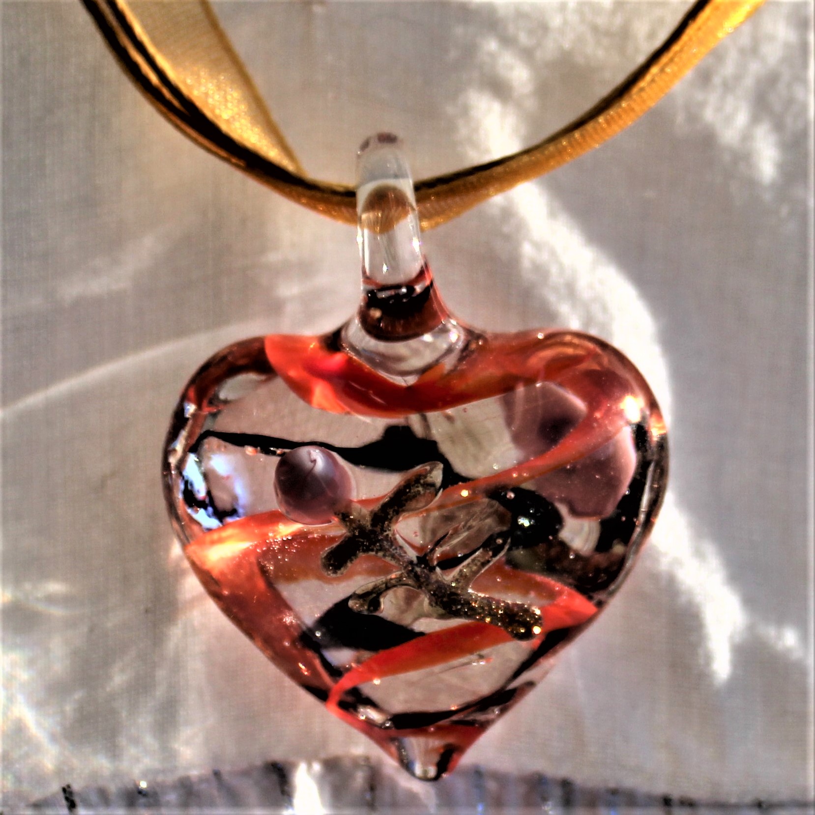 PENDENTIF VERRE COEUR ORANGE