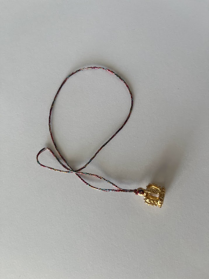 BIJOUX DE MOBILE COURONNE DORÉE