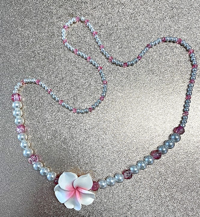 COLLIER FEMME BLANC ET ROSE